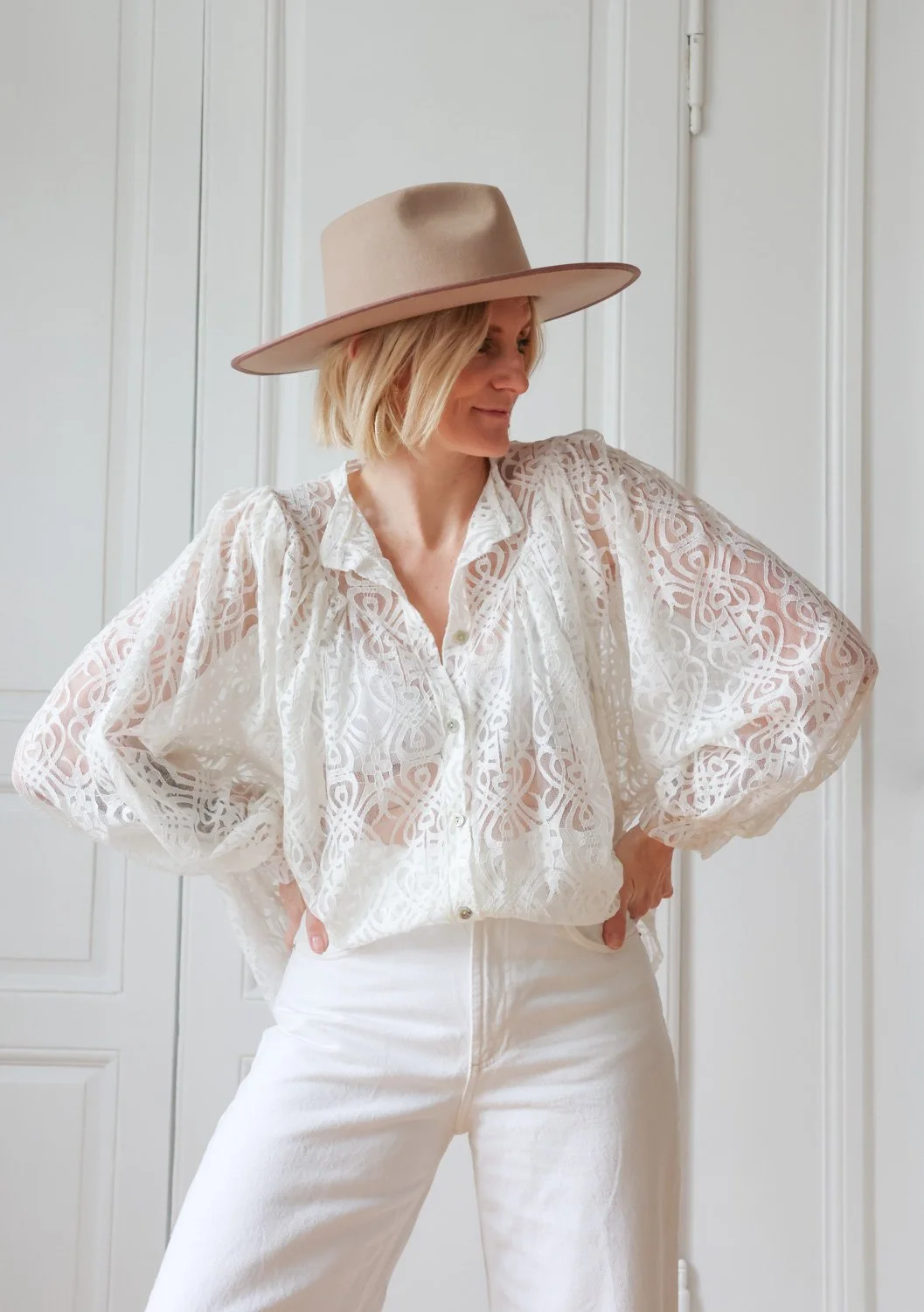 chemise dentelle - carnet sauvage-5.jpg