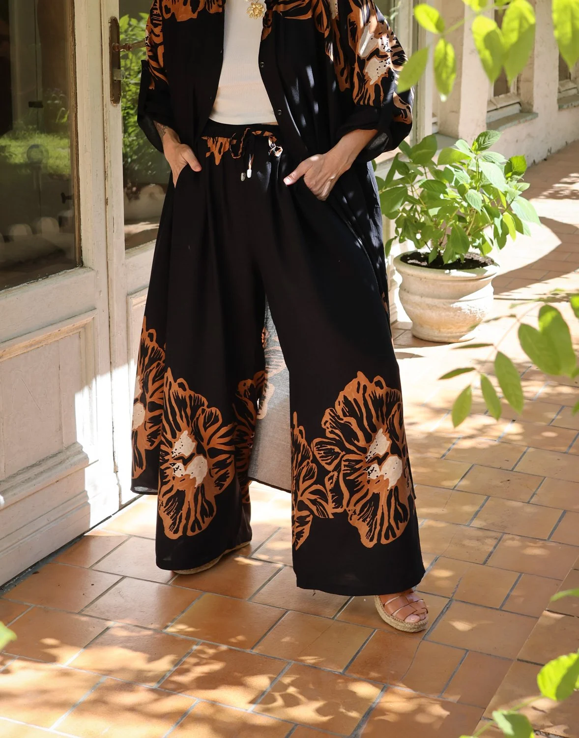 pantalon large noir carnet sauvage.jpg