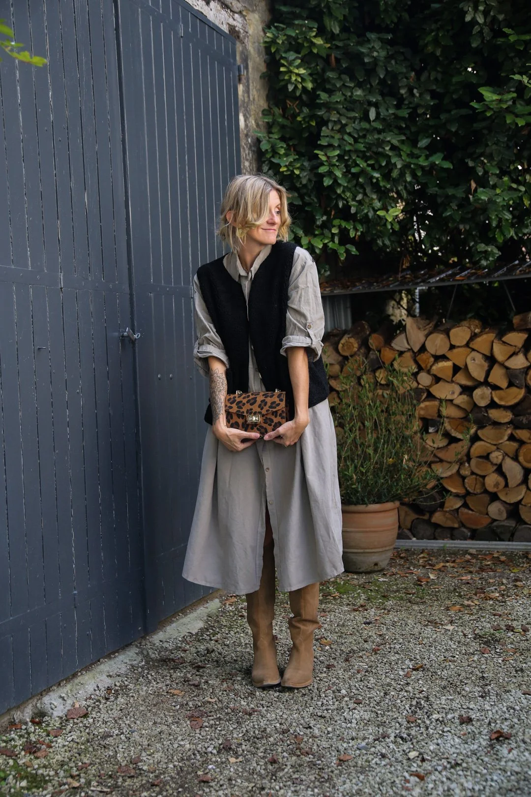 ROBE VELOURS LAURE BEIGE - carnet sauvage-1.jpg