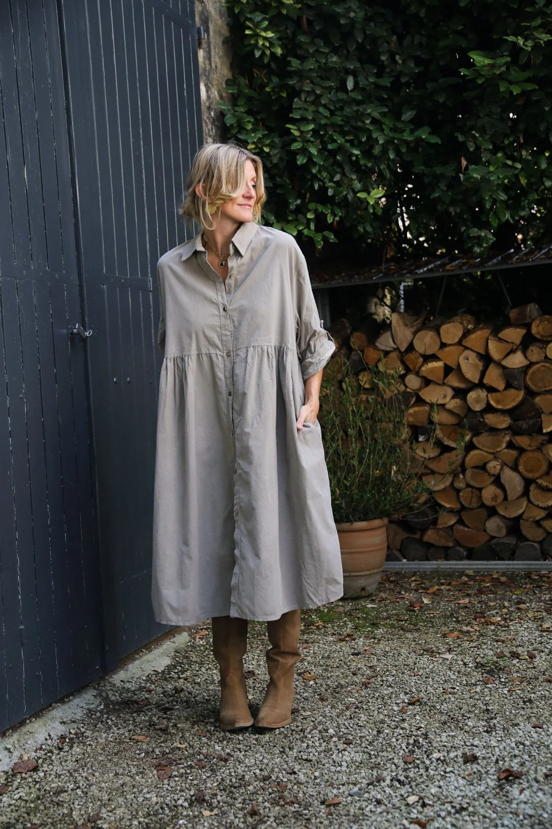 ROBE VELOURS LAURE BEIGE - carnet sauvage-2.jpg