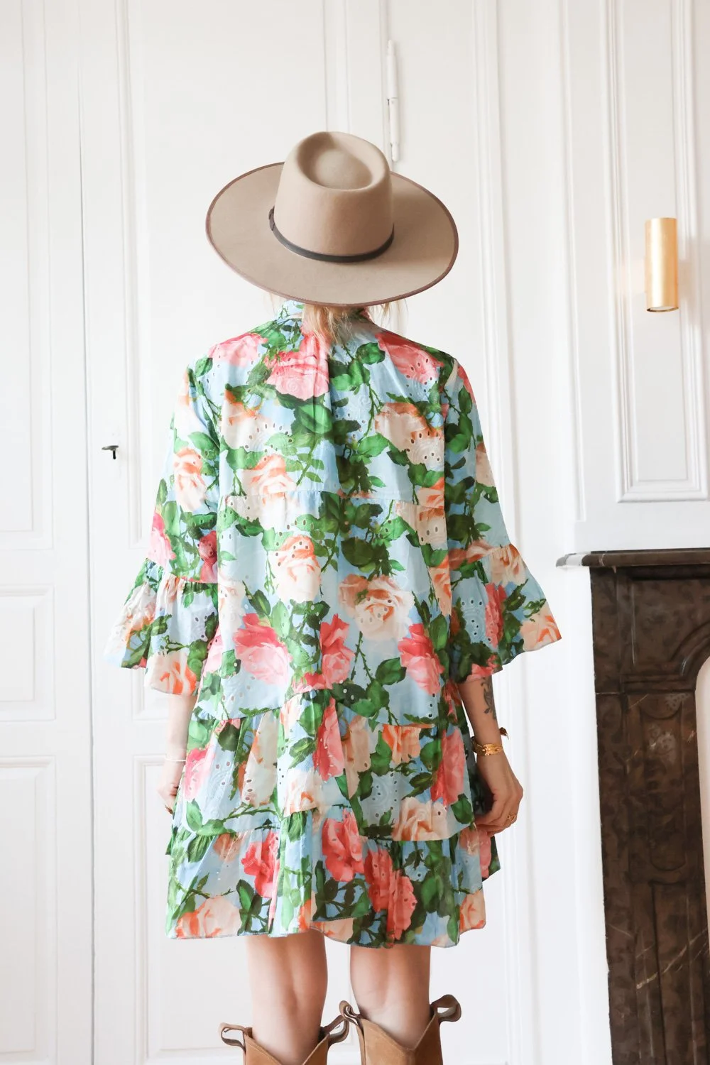 Robe broderie anglaise bleu ciel - canret sauvage-2.jpg