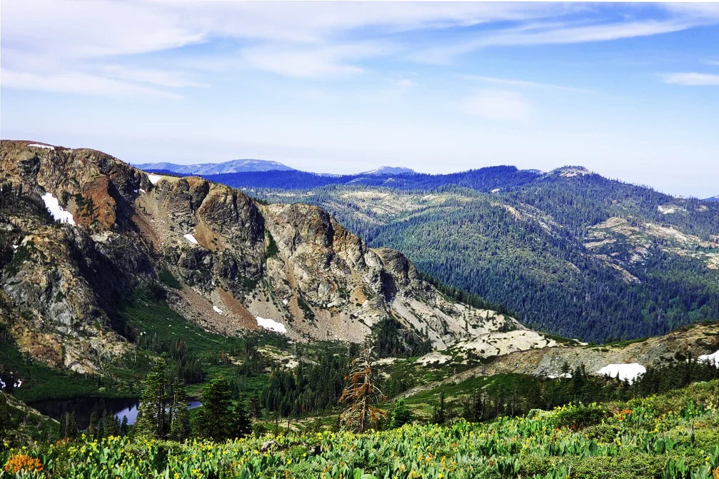 PCT-57-Mountain-Lakes-for-Miles.jpg