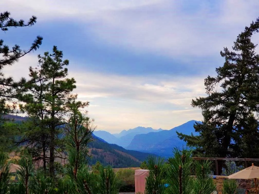 pct-day-93-mountain-view-from-resort.jpg