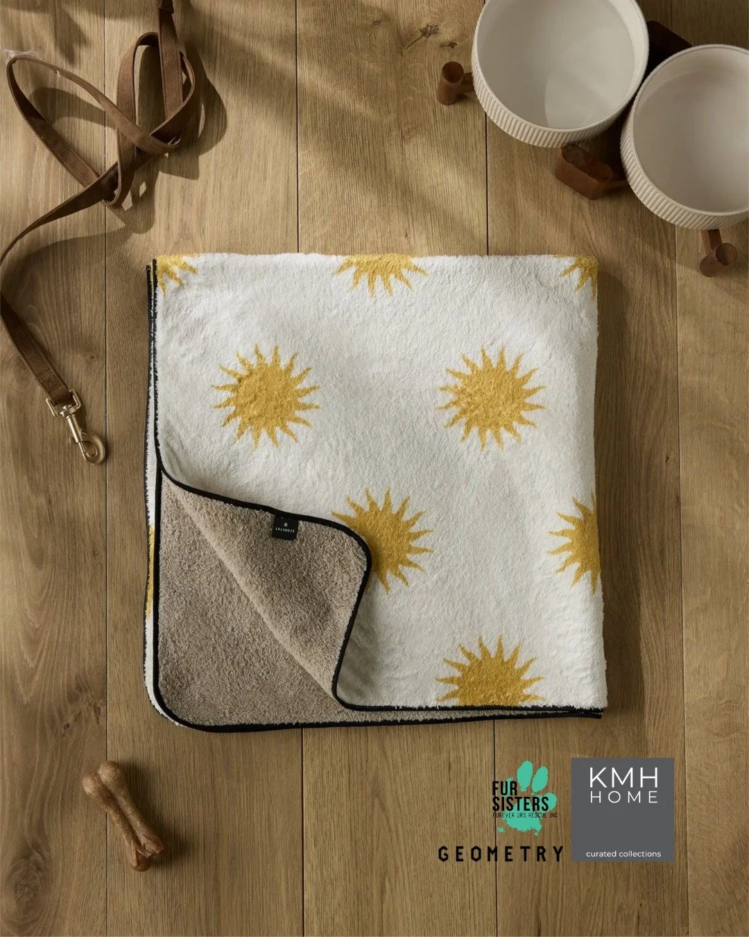 Local Love at the Beaches ❤ Our Geometry Plush Dog Towels aren't just a favorite for muddy paws and post-bath snuggles, they also help support Fur Sisters Rescue and their mission to give dogs the second chance they deserve. 🐾 Every purchase from ou