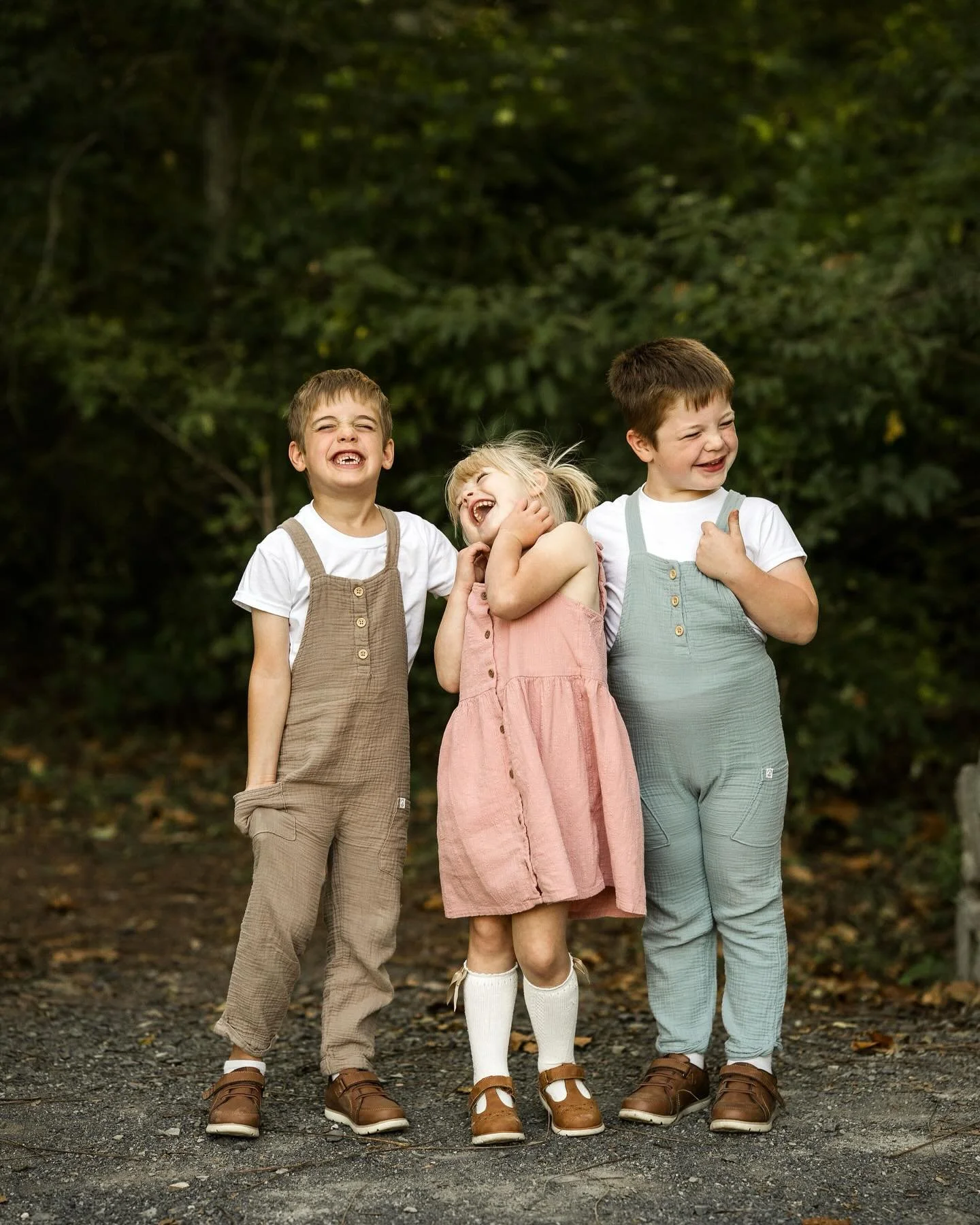 When the kiddos bring the energy and the giggles&hellip; I just keep clicking! 😄 ✨ Loved capturing this sweet fam and meeting Jess, a fellow photog! 🫶🏻
.
.
.
.
#cagphotography
#cagportraits
#paphotographer 
#philadelphiaphotographer
#buckscountyph