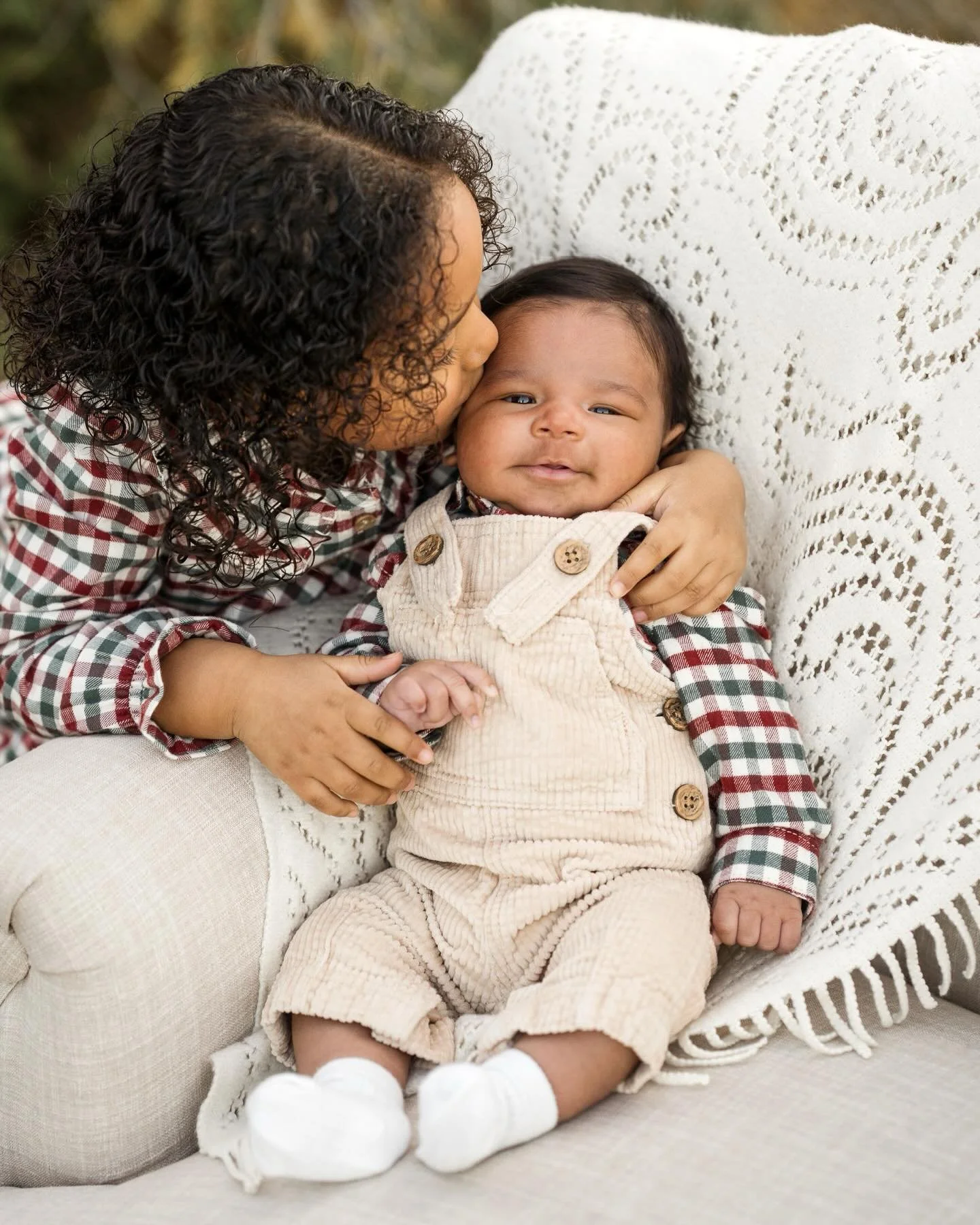 Baby brother snuggling and bringing all the smiles! 🌲 
.
.
.
.
#cagphotography
#cagportraits
#paphotographer 
#philadelphiaphotographer
#buckscountyphotographer
#berkscountyphotographer
#montgomerycountyphotographer 
#montcophotographer
#lehighvalle