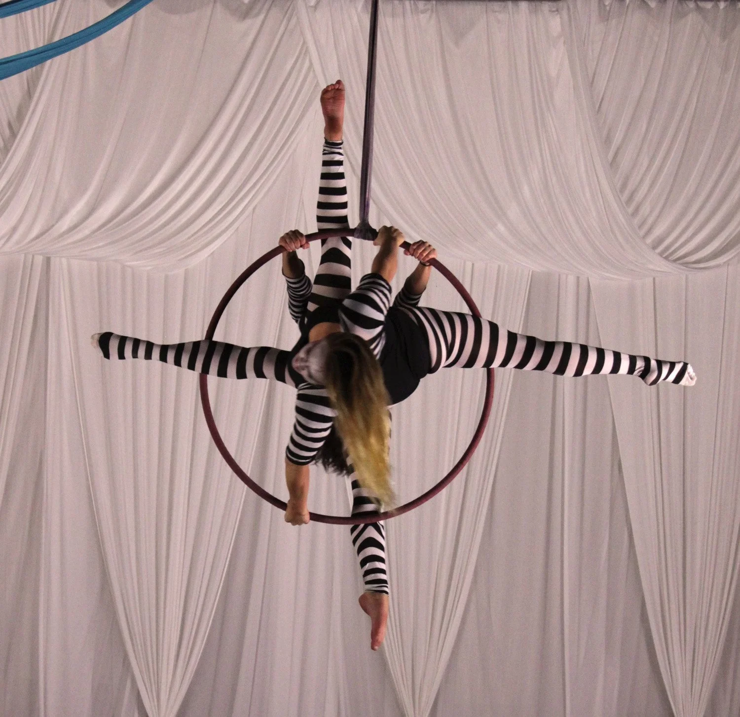 Duo Hoop: Connection, Counterbalance & Collaboration - Emily Barber