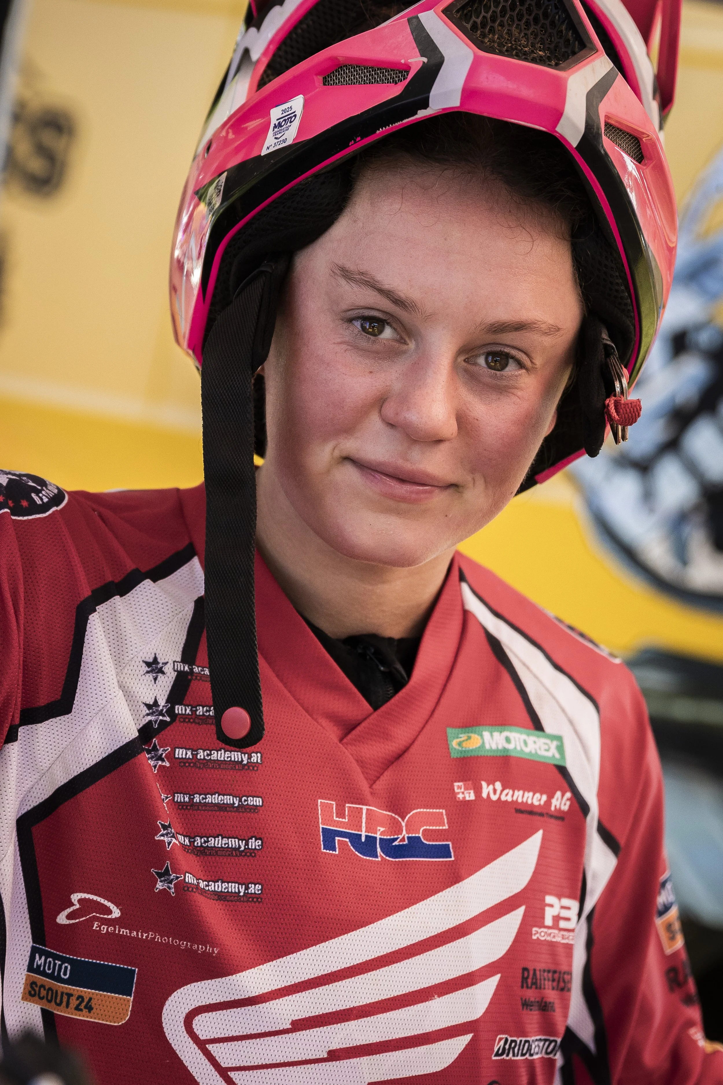 MotocrossWomen_Schmidlin_a-zA-Z0-9-2.jpg