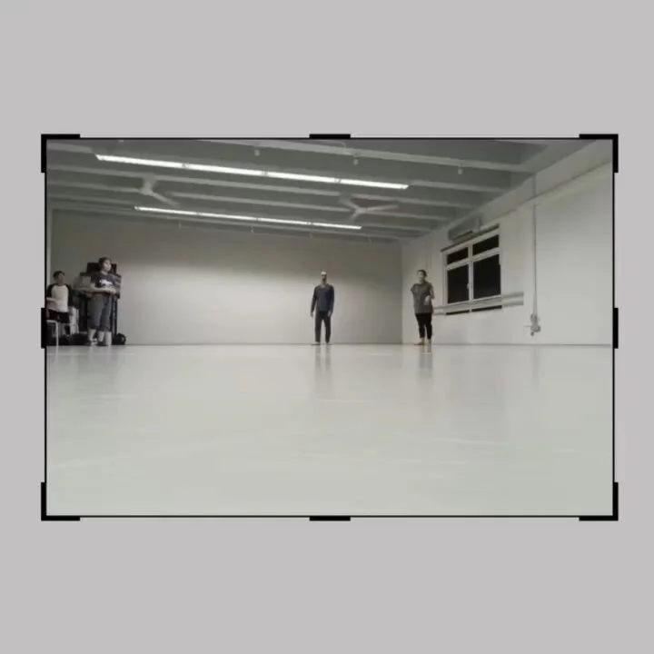 🥁🪩Get groovy and hit the beat with our decastudio dancers!  Come challenge yourself and boogie with us!  Intermediate I contemporary class every Wednesday! 🔗Link in the bio to book now 

👨🏻&zwj;🏫 Intermediate l Contemporary by Stephanie (@steph