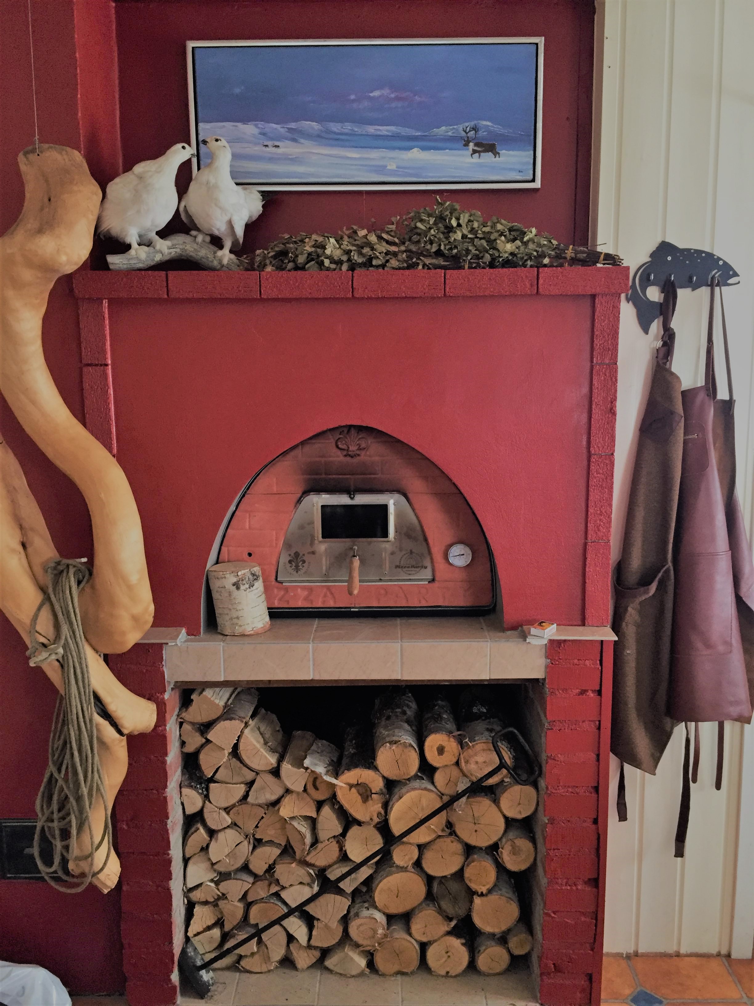 Wood oven for food