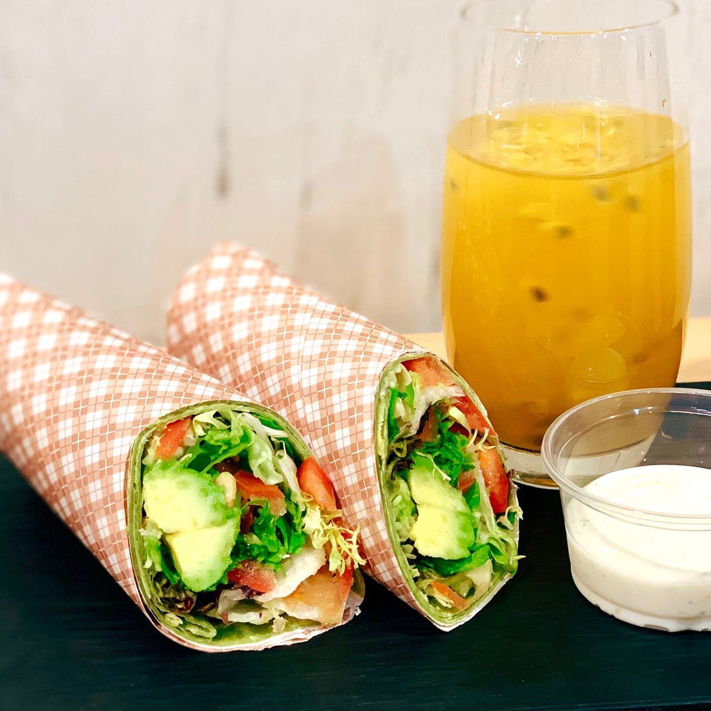 Lack of appetite due to the hot weather today? Go grab our cool and nutritious avocado rocket wrap set with a refreshing juice of your choice! #rejuvenateyourskin #nourishyourbody #applecucumberjuice #freshjuice #realfruitsmoothie #freshfruittea #swe