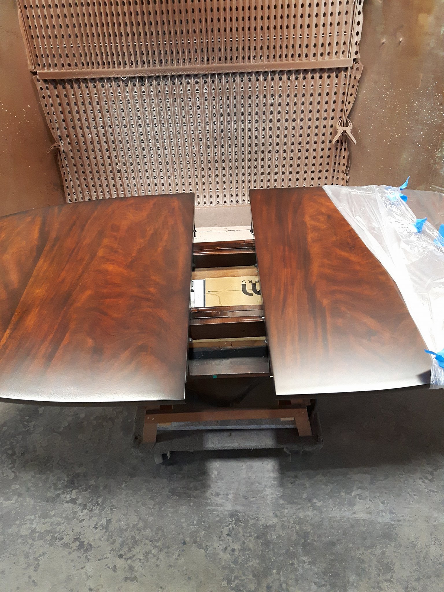 TUP DINING TABLE SEDORE LEFT SIDE REFINISHED TO MATCH RIGHT SIDE.jpg