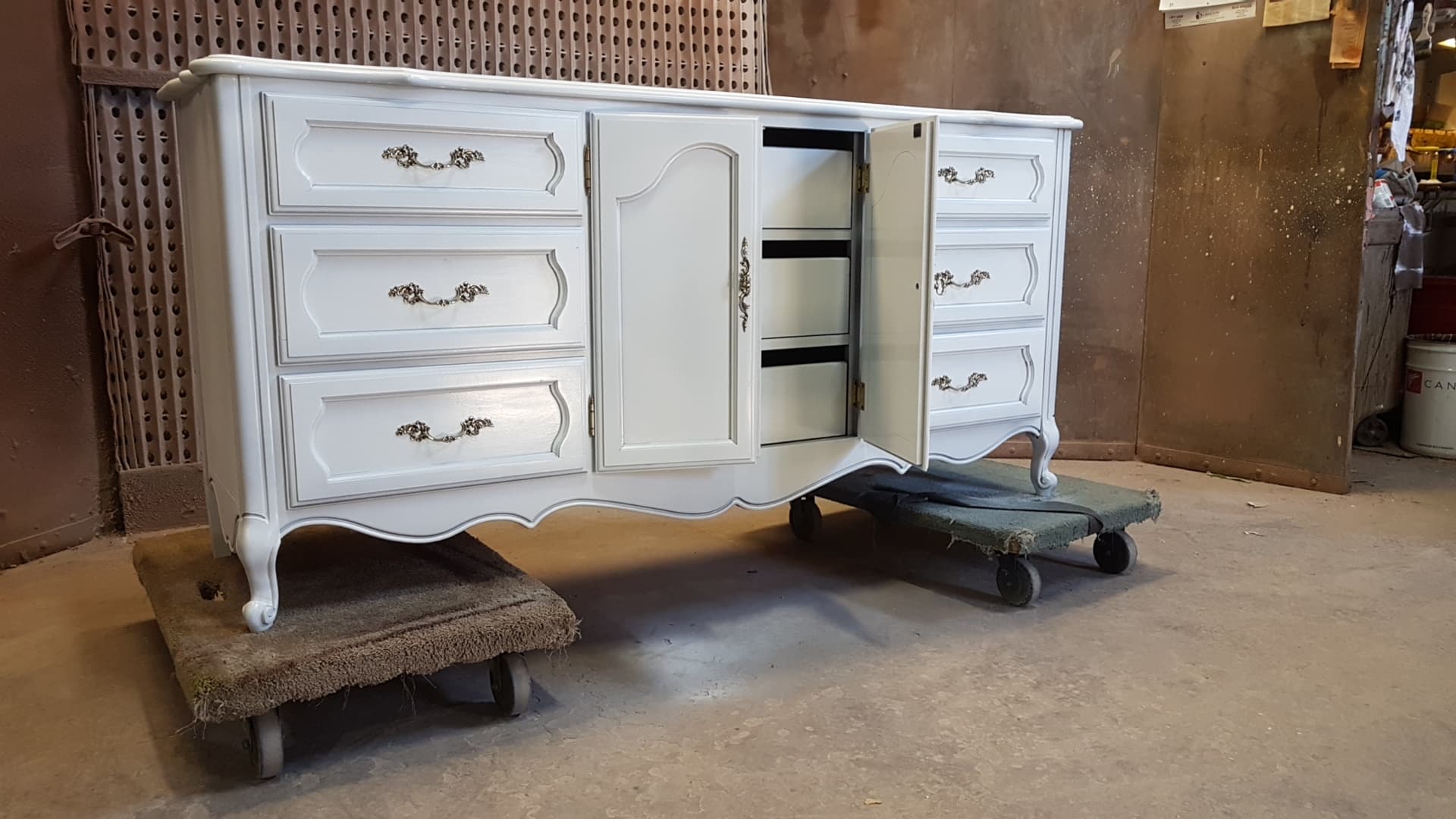TUP Bedroom dresser with centre doors open showing 3 inside drawers March 2019.jpg