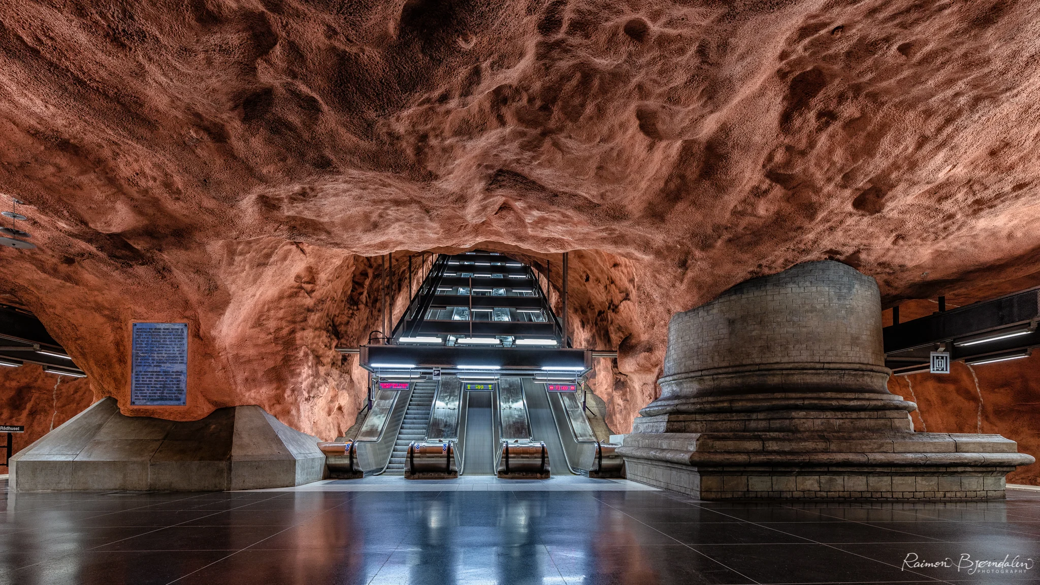Stockholm Metro, Rådhuset station.