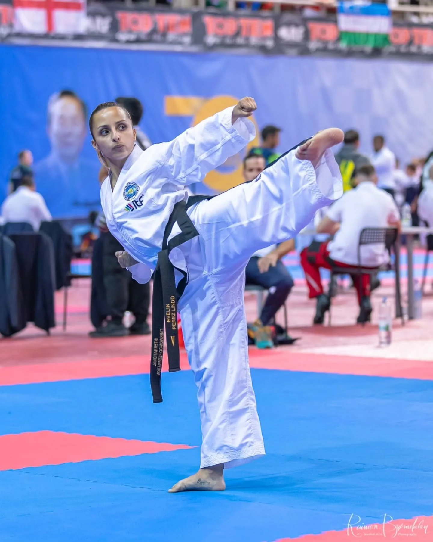 Some Sr. Degree excellence in kicking pt. 2
•
•
•
•
#martialarts #kampsport #kampkunst #itf #itftaekwondo #taekwondo #fighter #tkd #kicking #itfwtc2025 #fitnessmotivation #kick #fitness #burndalen #itftkd