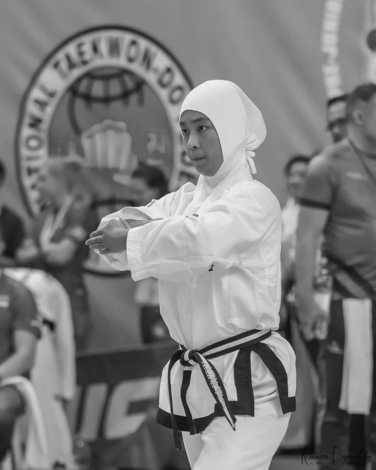 B&W rarely fails 👊
•
•
•
•
#martialarts #kampsport #kampkunst #itf #itftaekwondo #taekwondo #fighter #tkd #itfwtc2025 #bwphotography  #fitnessmotivation #kick #fitness #burndalen #itftkd