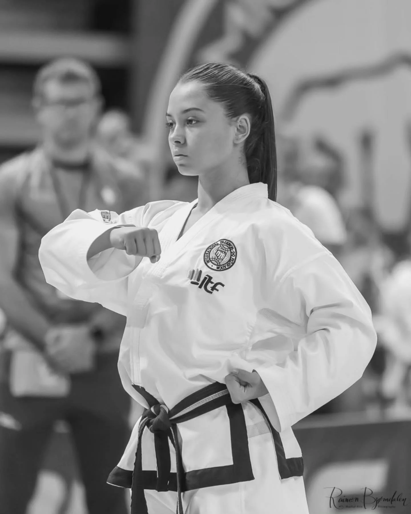 The Worlds in B&W 🥇
•
•
•
•
#martialarts #kampsport #kampkunst #itf #itftaekwondo #taekwondo #fighter #tkd #itfwtc2025 #fitnessmotivation #kick #fitness #burndalen #itftkd