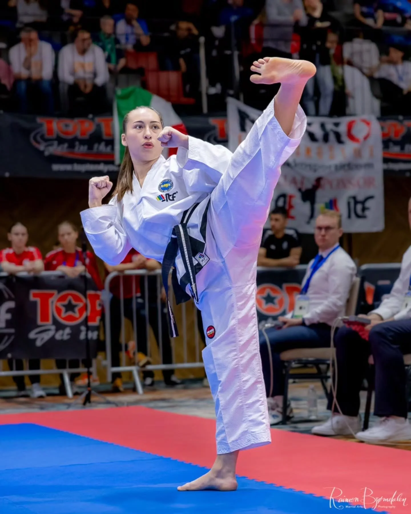 Reverse turning kicks all around 
&bull;
&bull;
&bull;
&bull;
#itftaekwondo ##martialarts #kickgirls