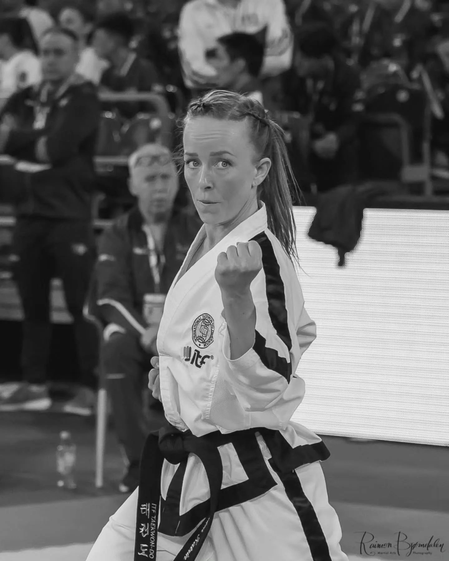 Another tb to the Euros in Romania 🇷🇴 
Amazing championship and amazing venue with plenty of room for everyone (including photographers 🤫 )
&bull;
&bull;
&bull;
&bull;
#itftaekwondo #martialarts #burndalen #fighter