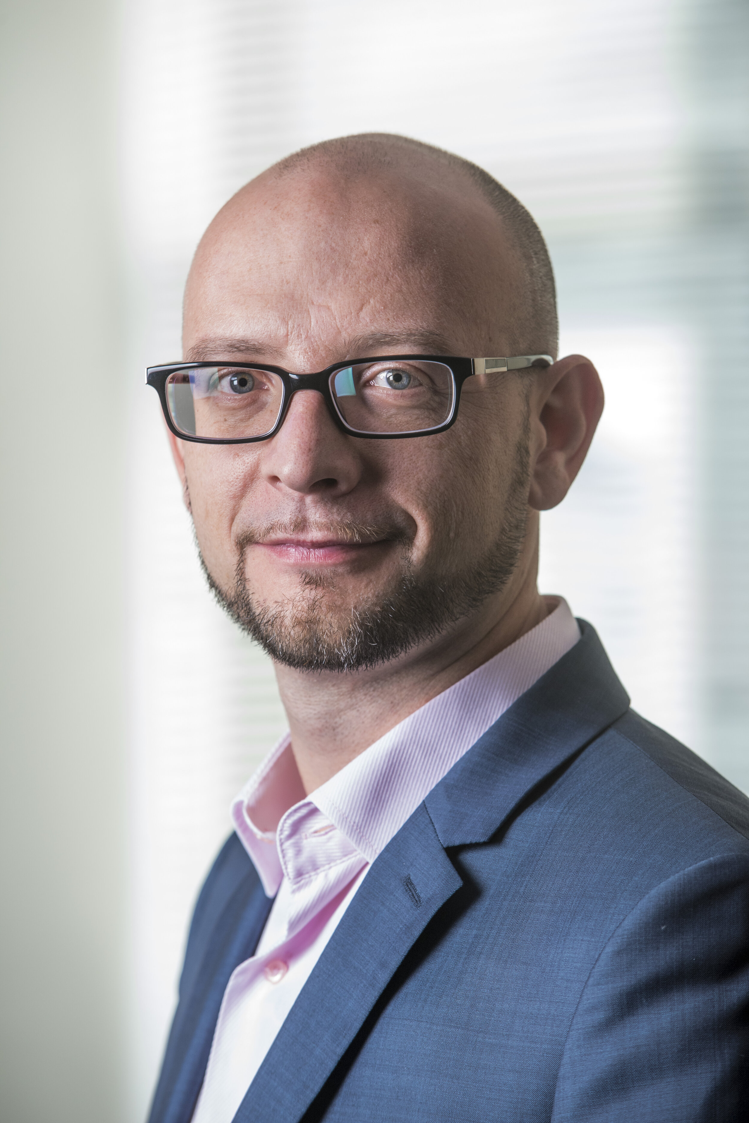 "Les groupes de cyber-attaquants sont plus nombreux et plus actifs que jamais" nous dit David Grout de FireEye