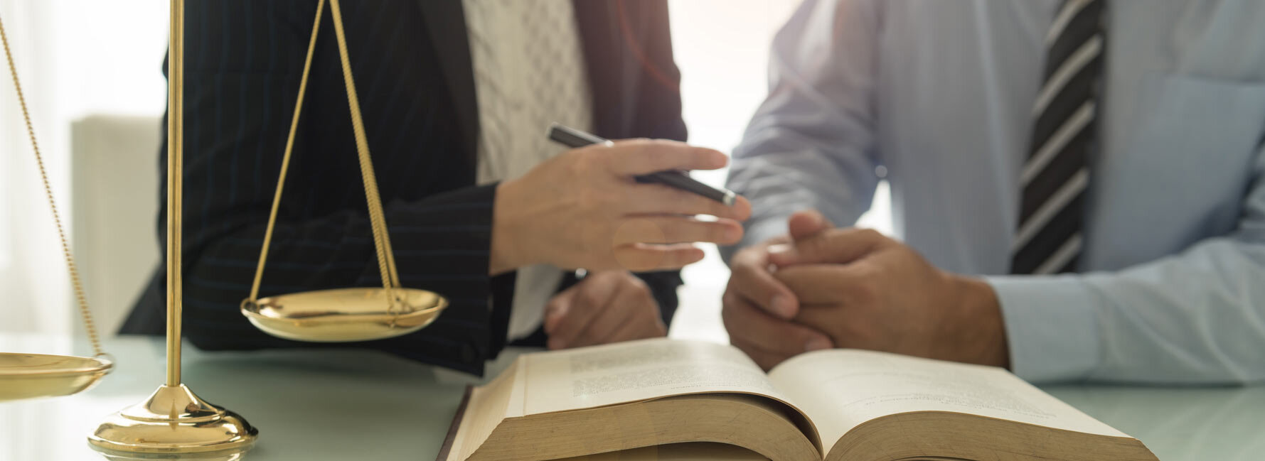 "Le Droit est une arme stratégique" pour Garance Mathias