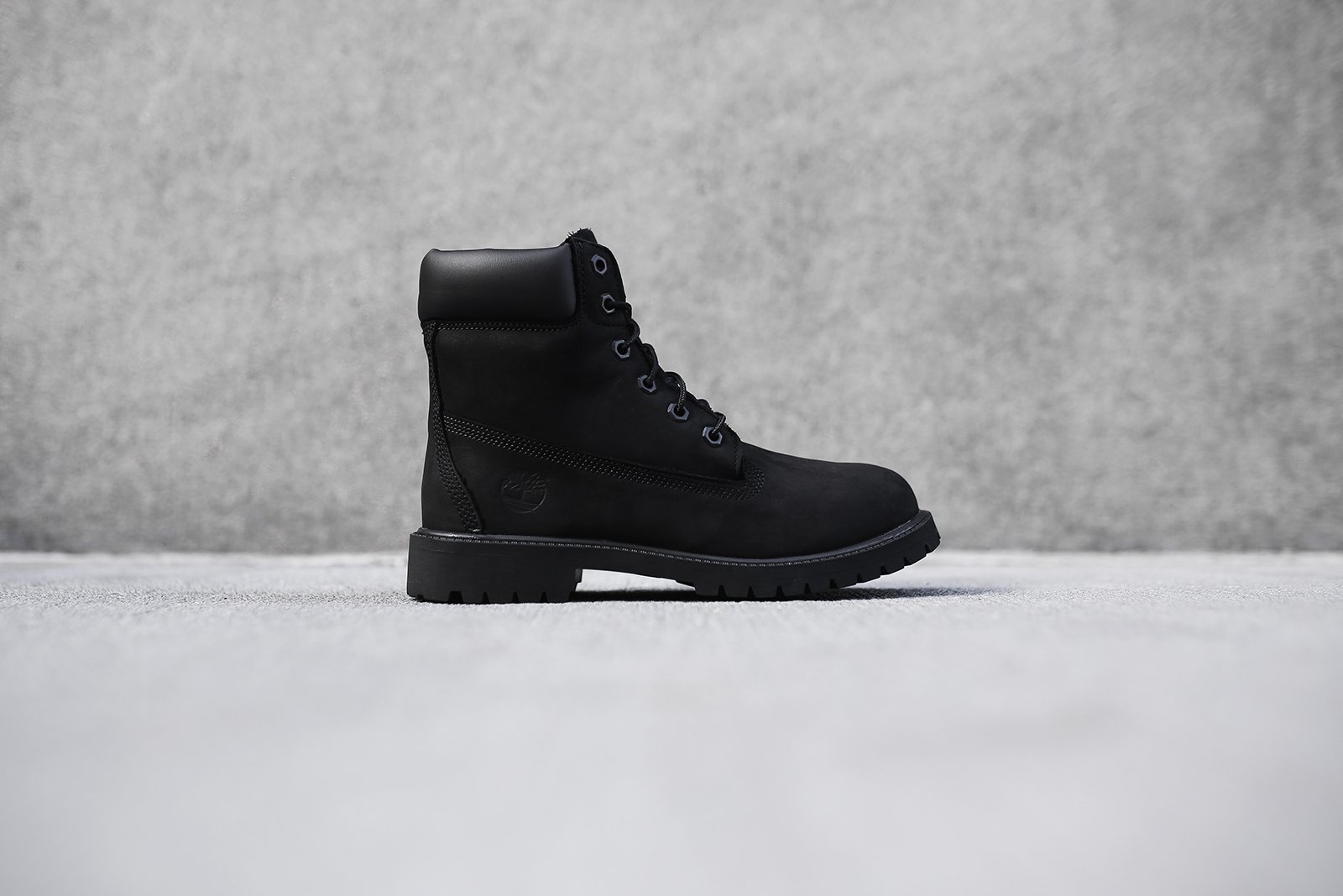 TIMBERLAND_6IN_PREM_-_BLACK_-_TB012907_9771.progressive.jpg