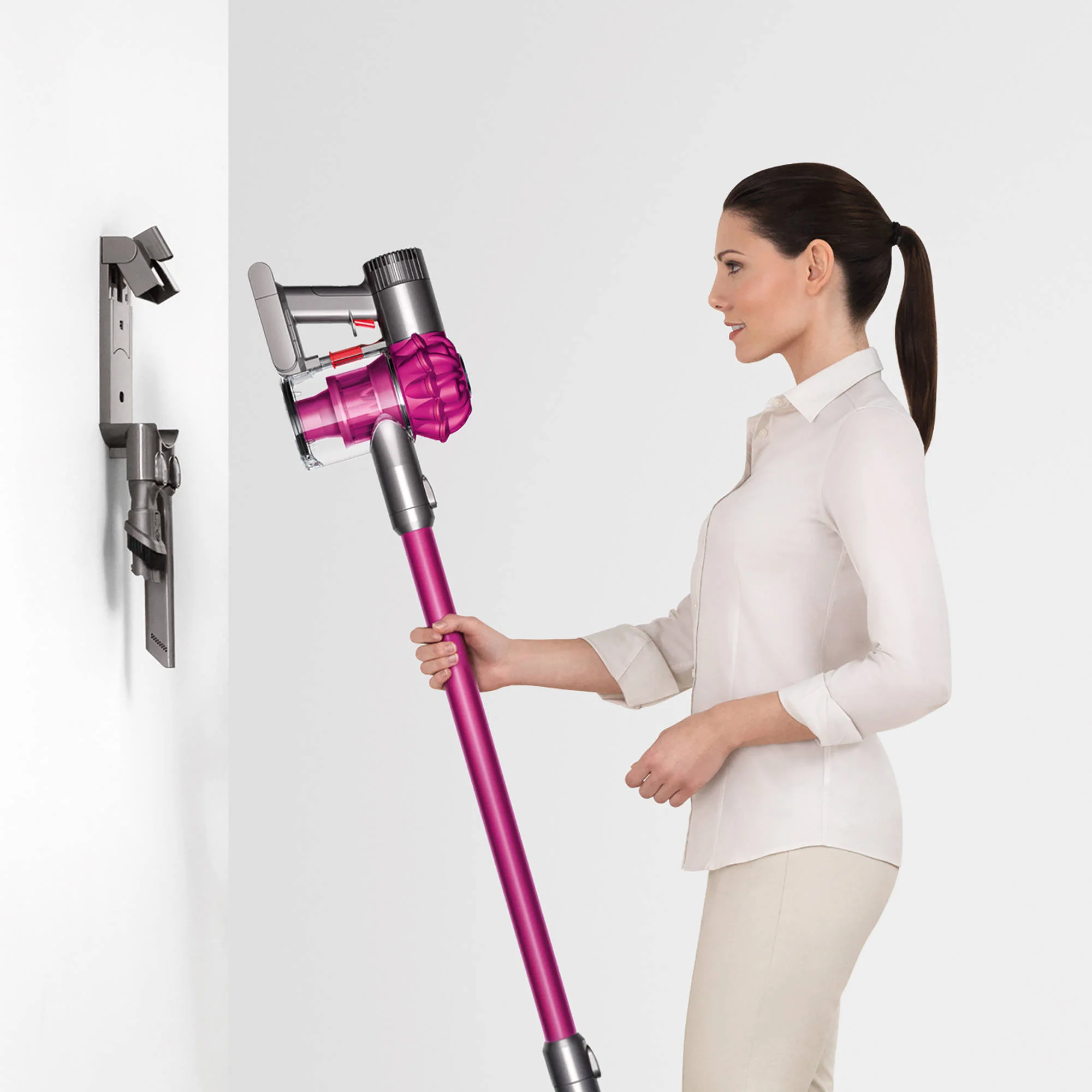 DYSON V6 MOTORHEAD CORDLESS VACUUM (REFURBISHED) FOR $119.99