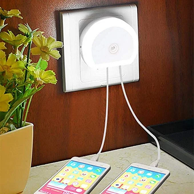 LED NIGHT LIGHT WITH USB PORTS FOR $4.00