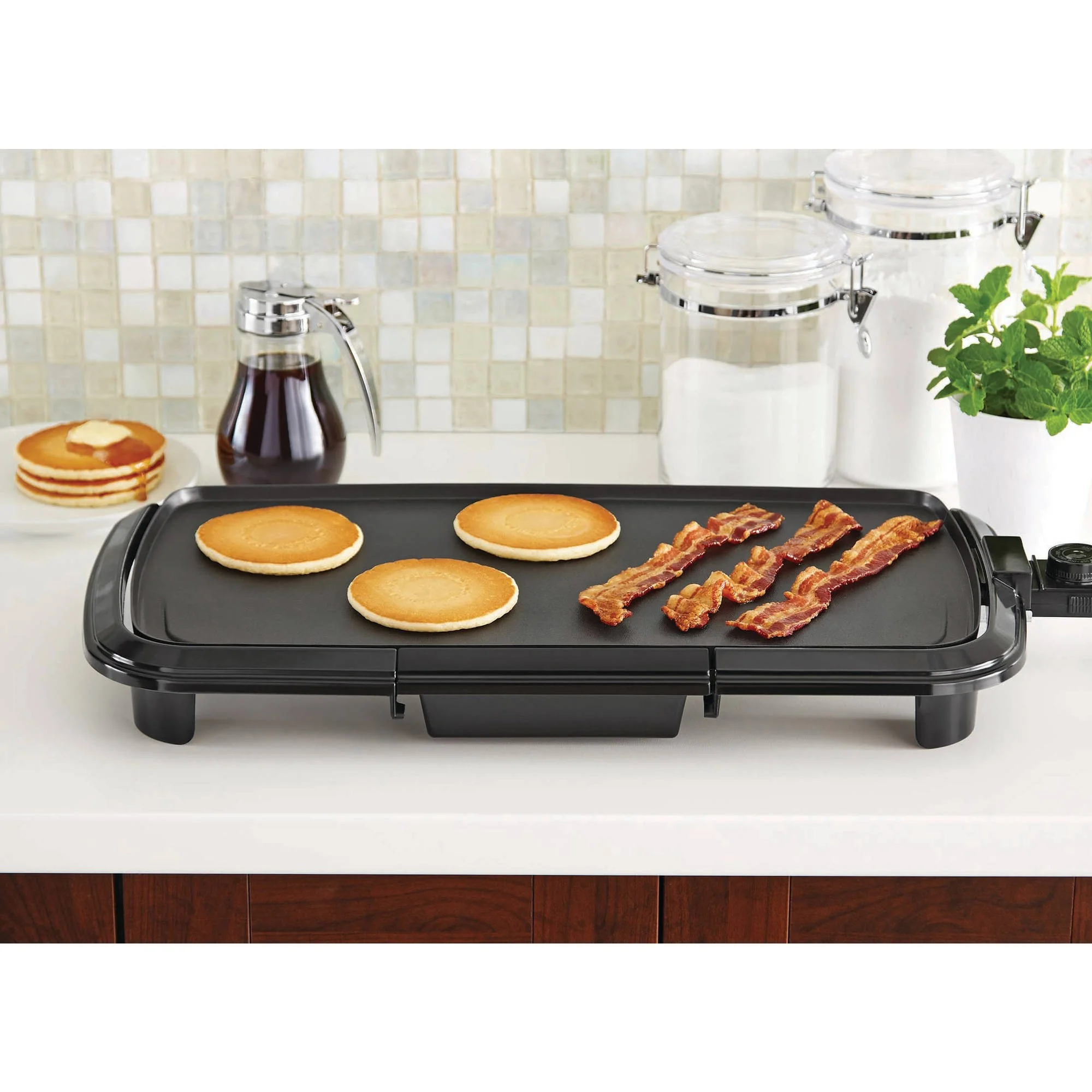 MAINSTAYS DISHWASHER-SAFE BLACK 20" GRIDDLE WITH ADJUSTABLE TEMPERATURE CONTROL FOR $18.96