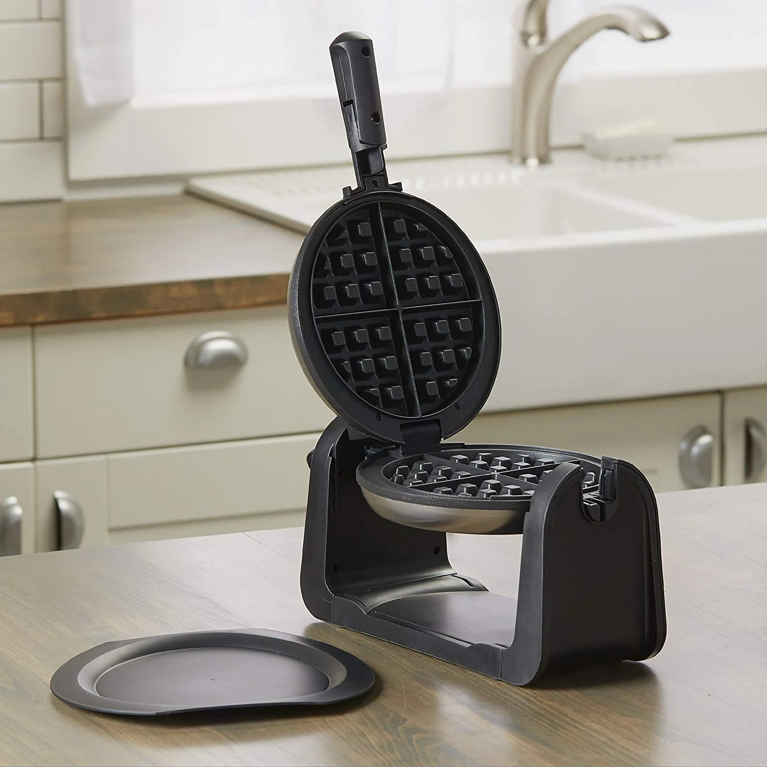 BLACK+DECKER FLIP WAFFLE MAKER FOR $22.94