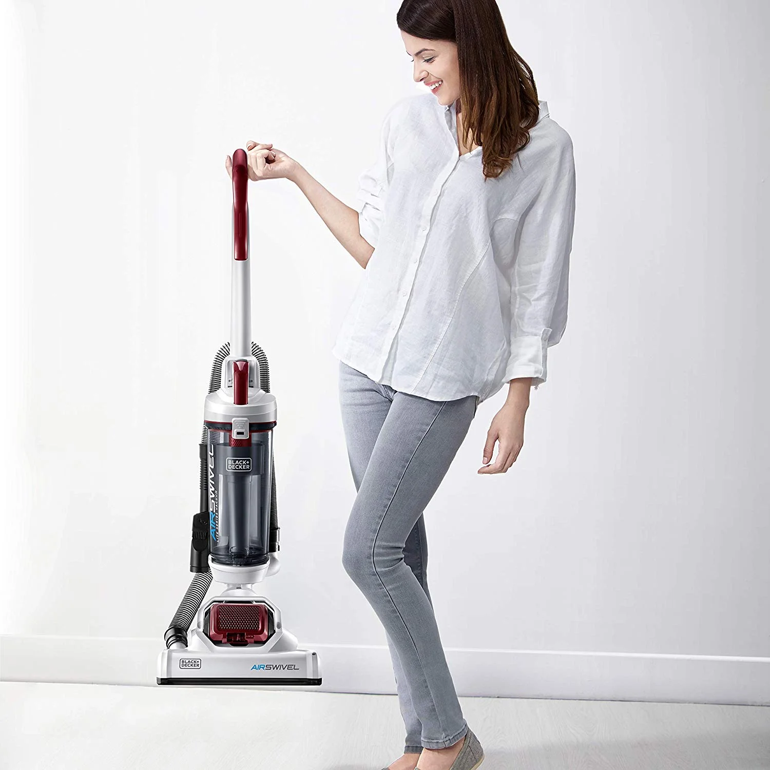 BLACK+DECKER ULTRA LIGHT WEIGHT VACUUM FOR $49.99
