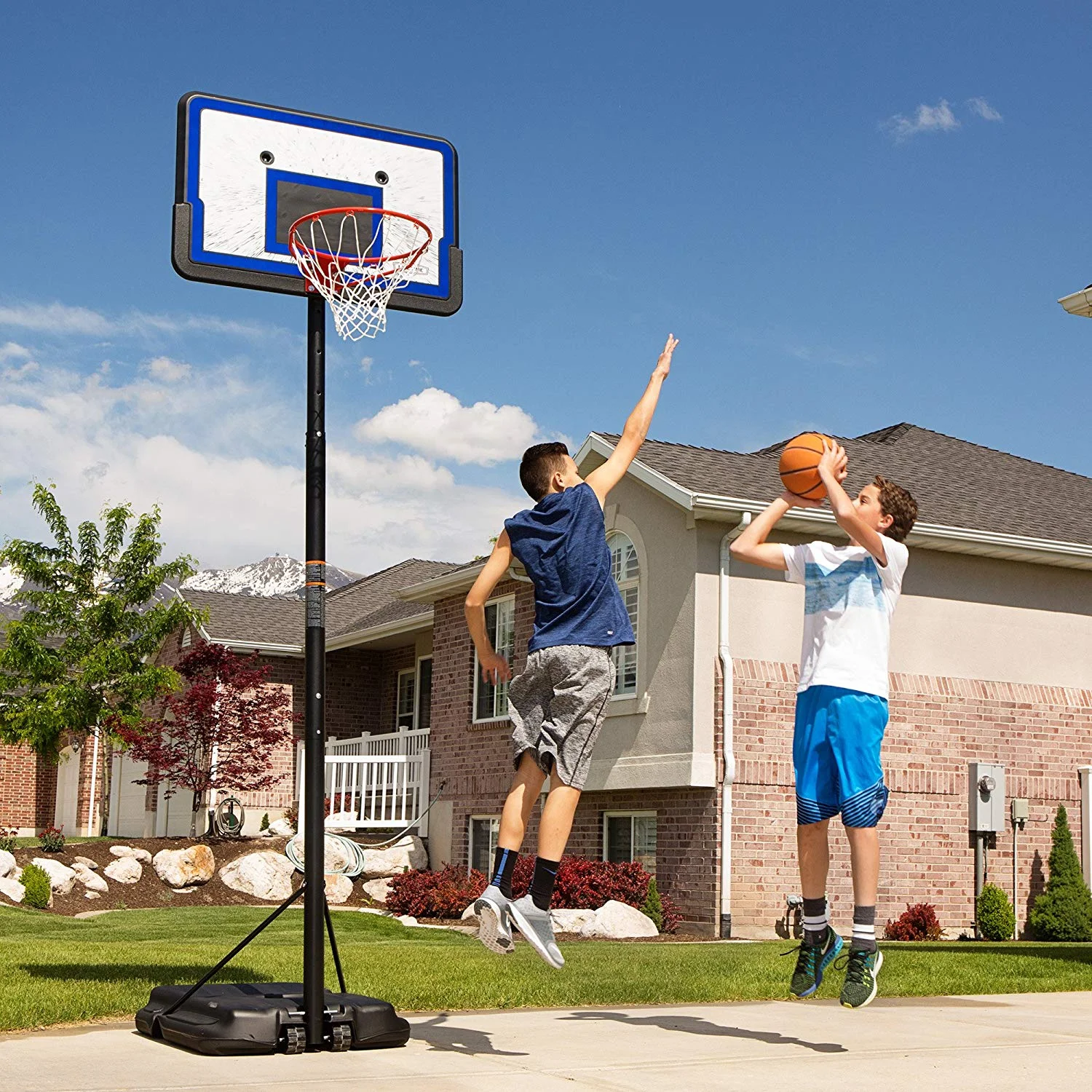 LIFETIME HEIGHT ADJUSTABLE PORTABLE BASKETBALL SYSTEM, 44 INCH BACKBOARD FOR $65.03