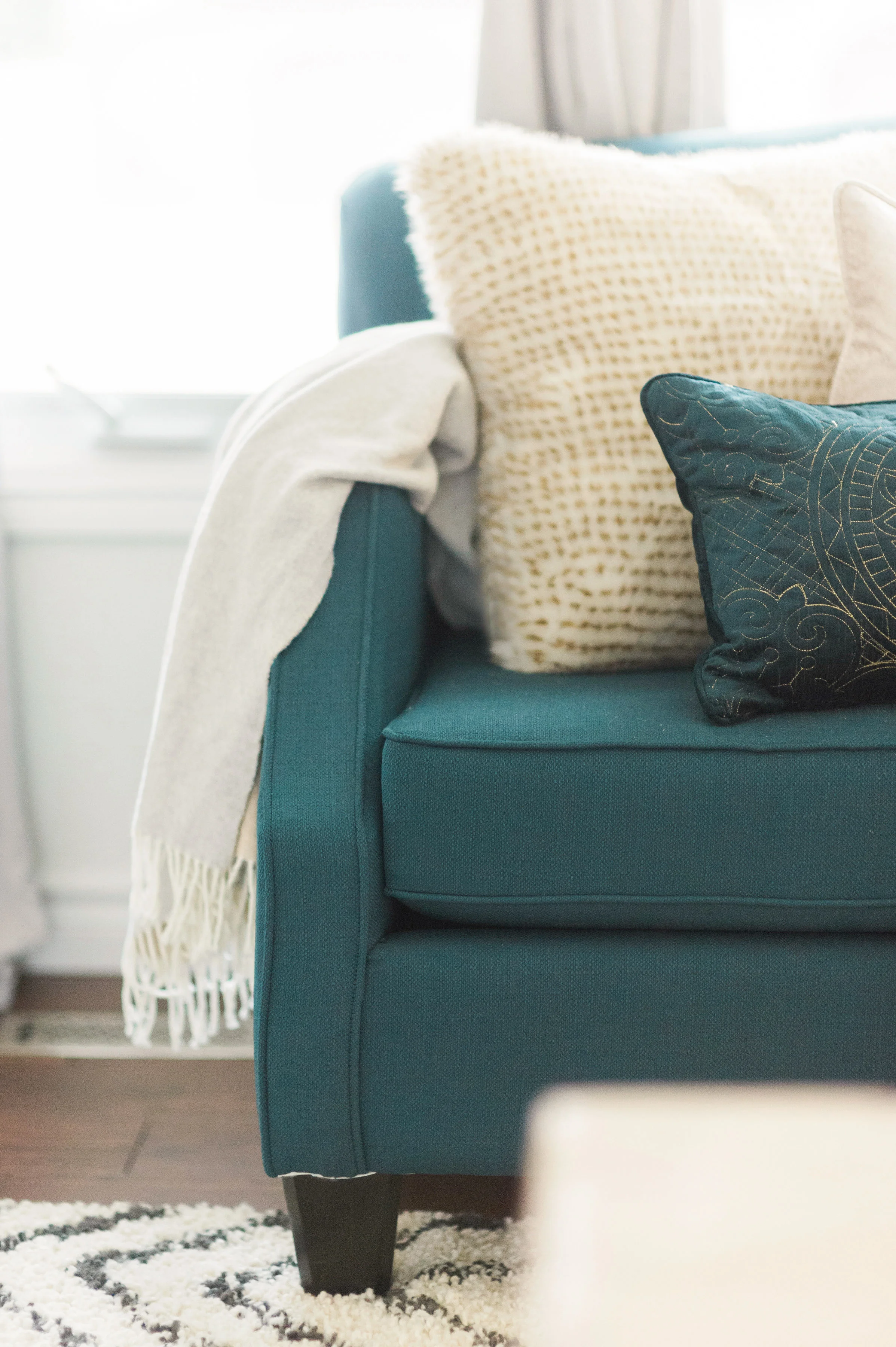 living room-4.jpg