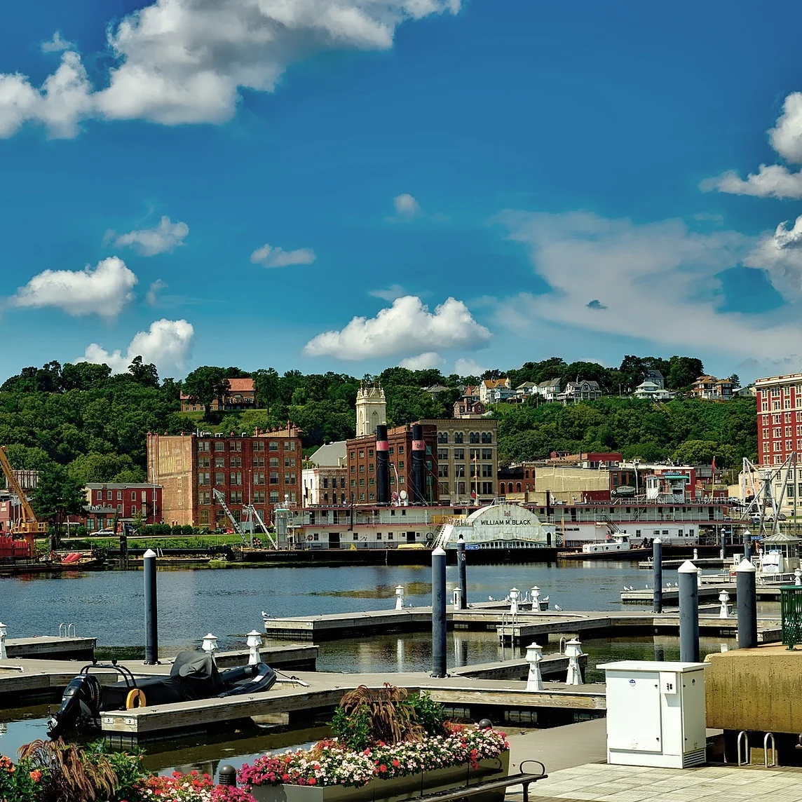 dubuque-1751444_1920.jpg