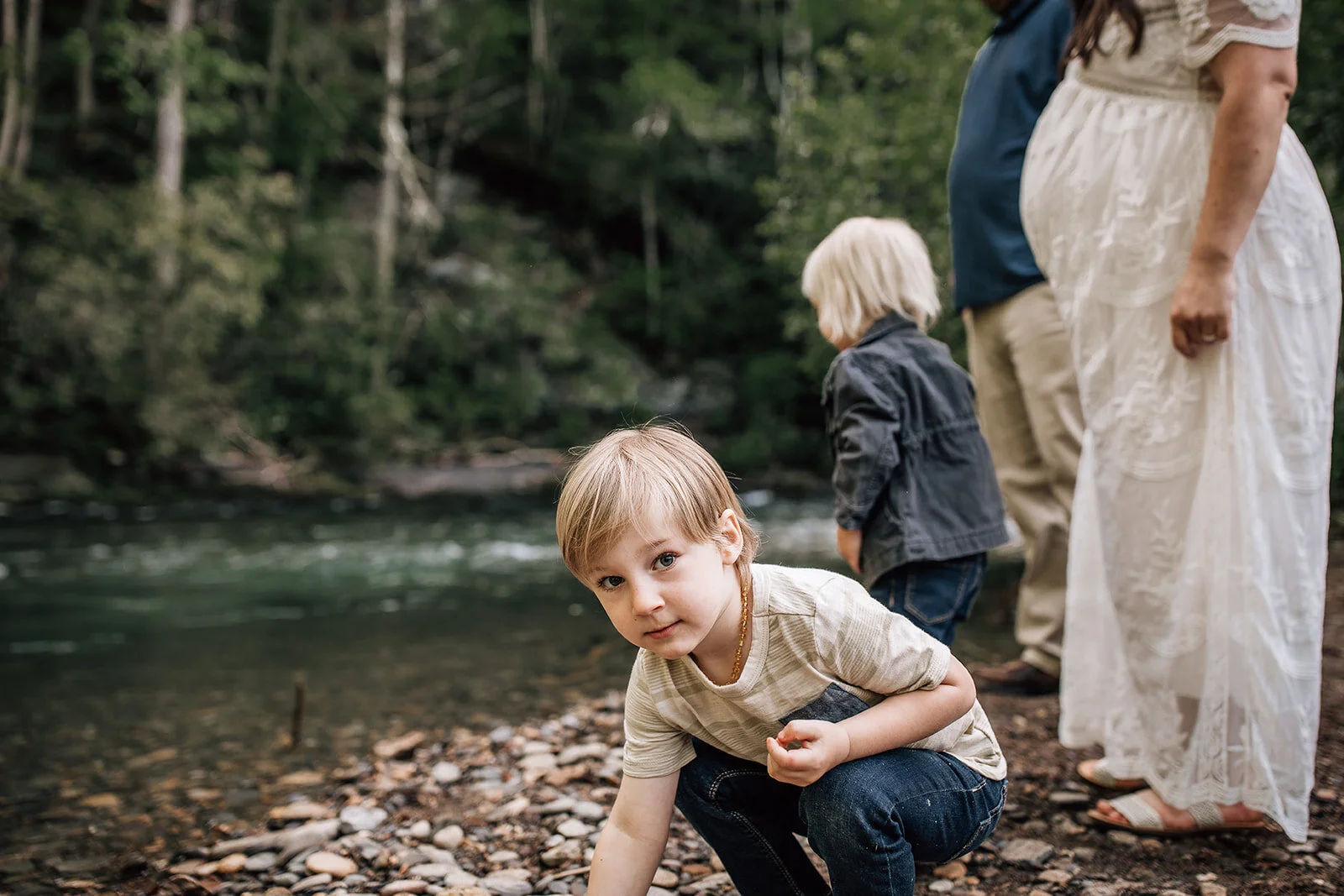 BurnsandCrowe-Fires Creek Maternity Session- Olsen Family-3.jpg