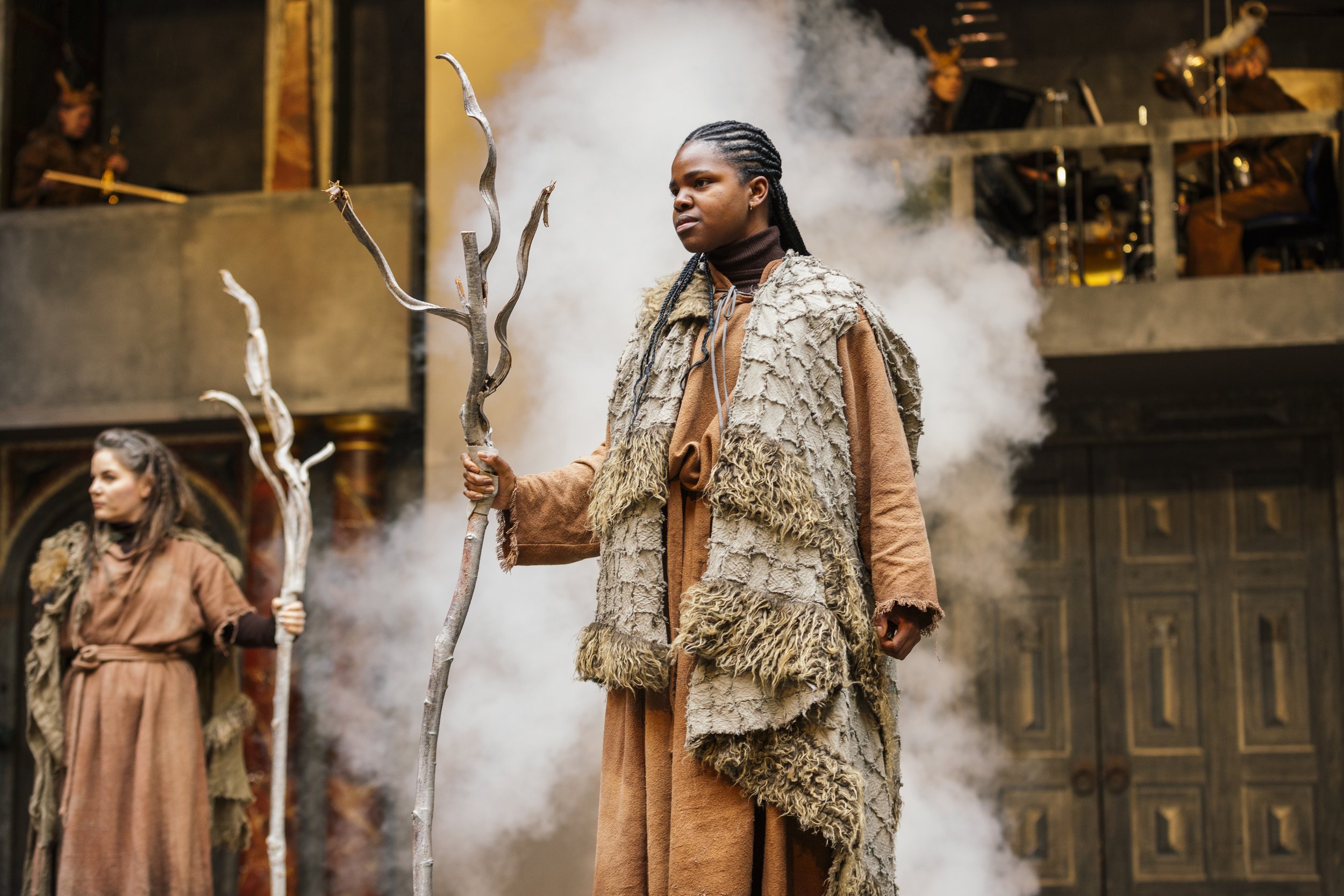 Macbeth_The Globe_Cesare De Giglio (17) Beth Hinton-Lever_Francesca Amewudah-Rivers as Witches.jpg