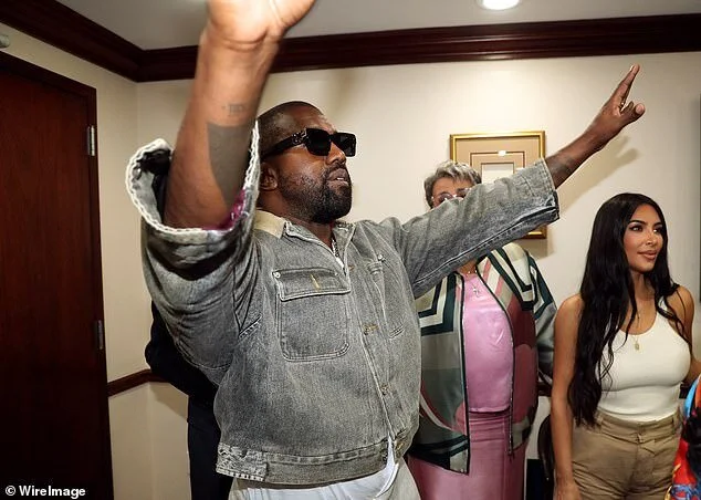 kanye-sunday-service1.jpg