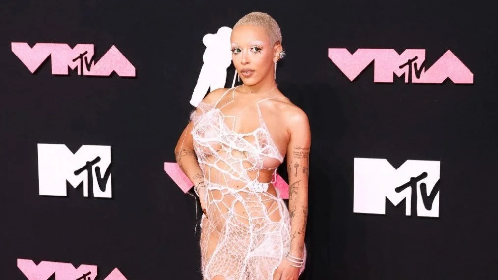 Doja Cat Releases New Album 'Scarlet'