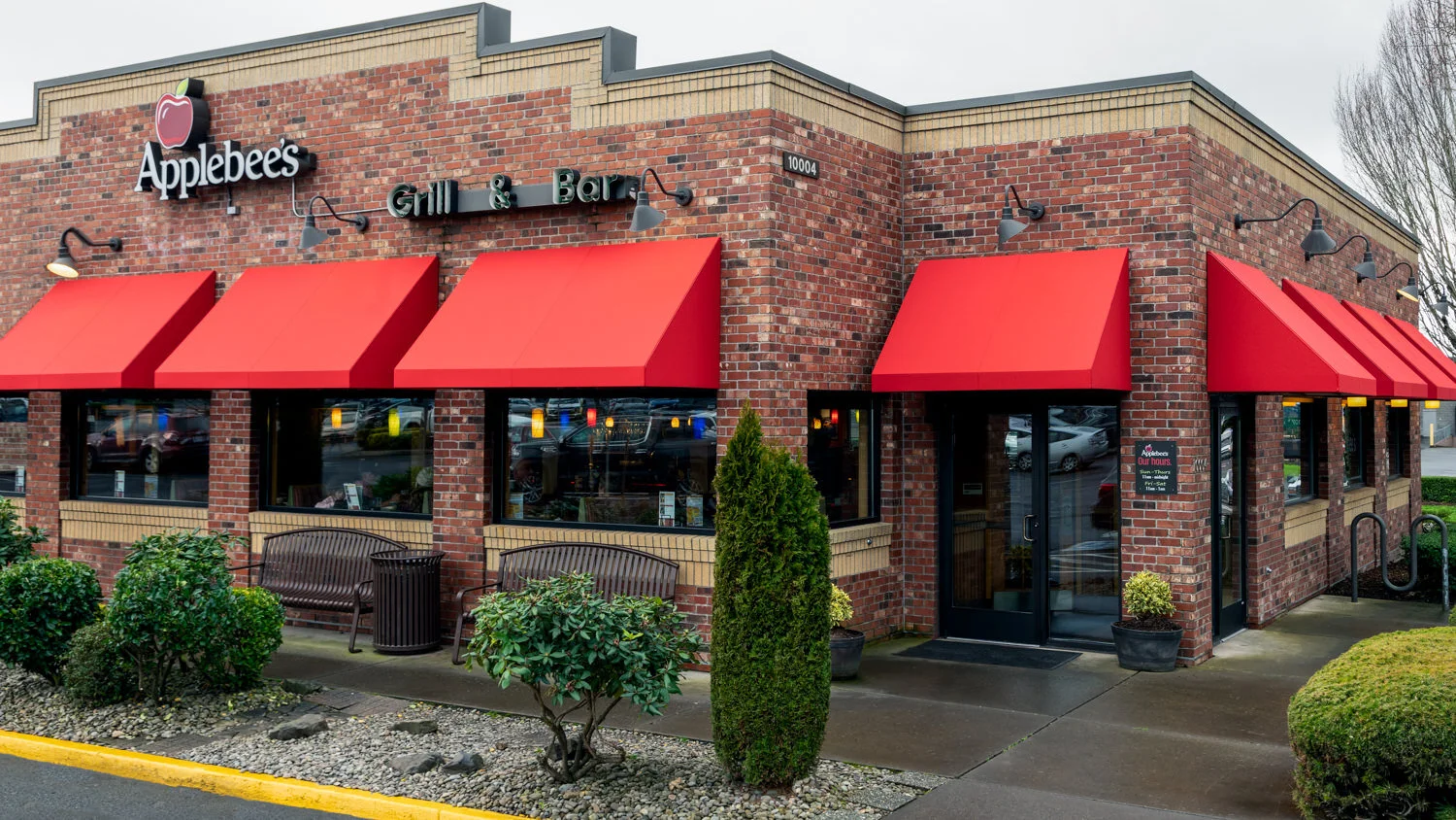 Applebees Welded Awnings