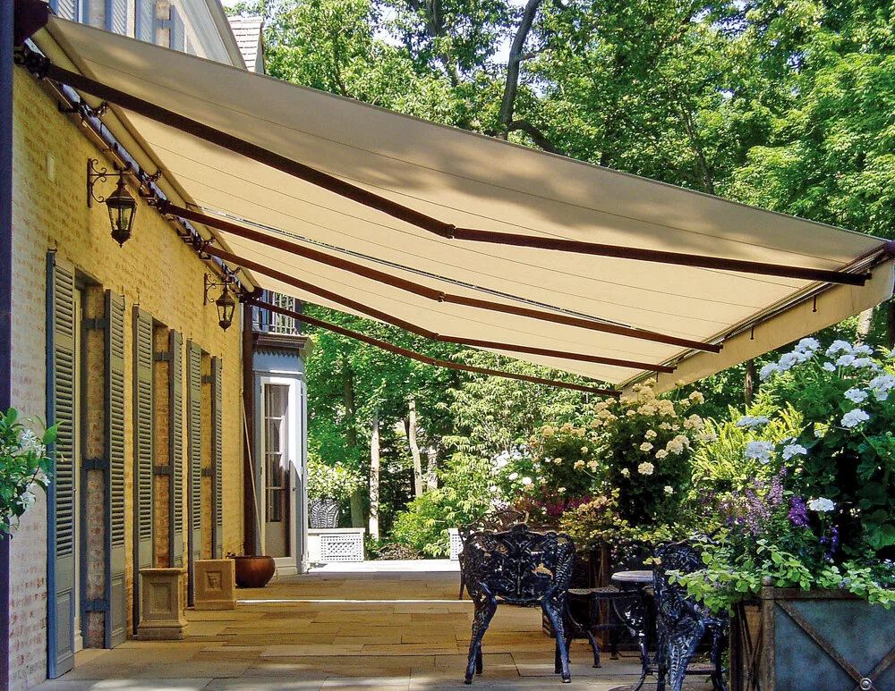 rose-city-awning-summerspace-motorized-retractable-deck-awning-pacific-northwest-portland-lake-oswego-west-linn-beaverton-tigard-vanvouver-washington.jpg.jpg
