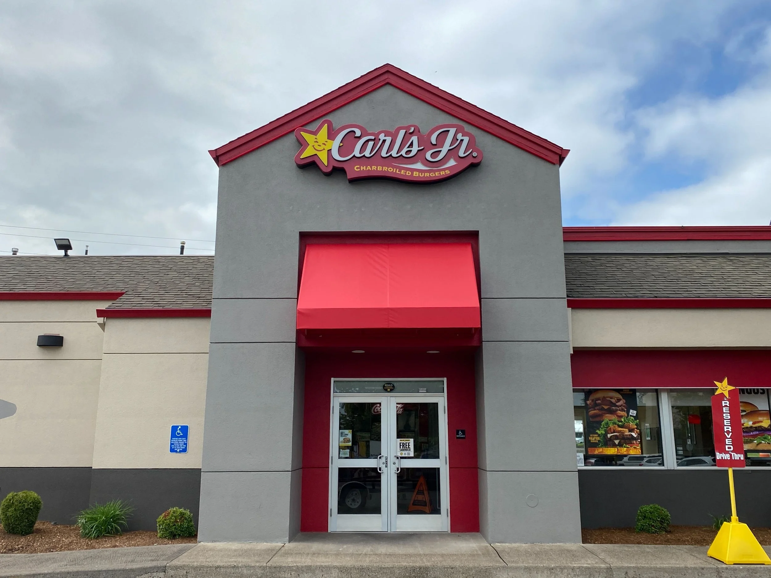 rose-city-awning-commercial-traditional-awning-graphics-welded-frame-branding-portland-beaverton-tigard-lake-oswego-west-linn-vancouver.jpg.jpg