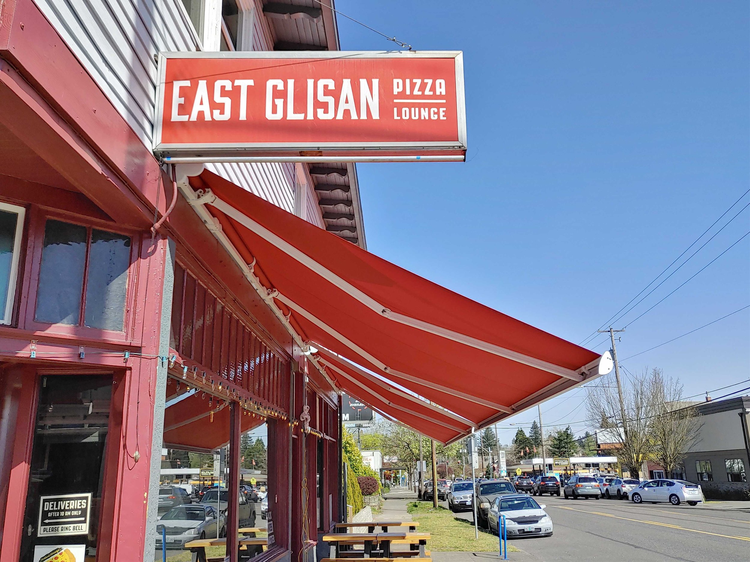East Glisan Pizza final photo 2.jpg