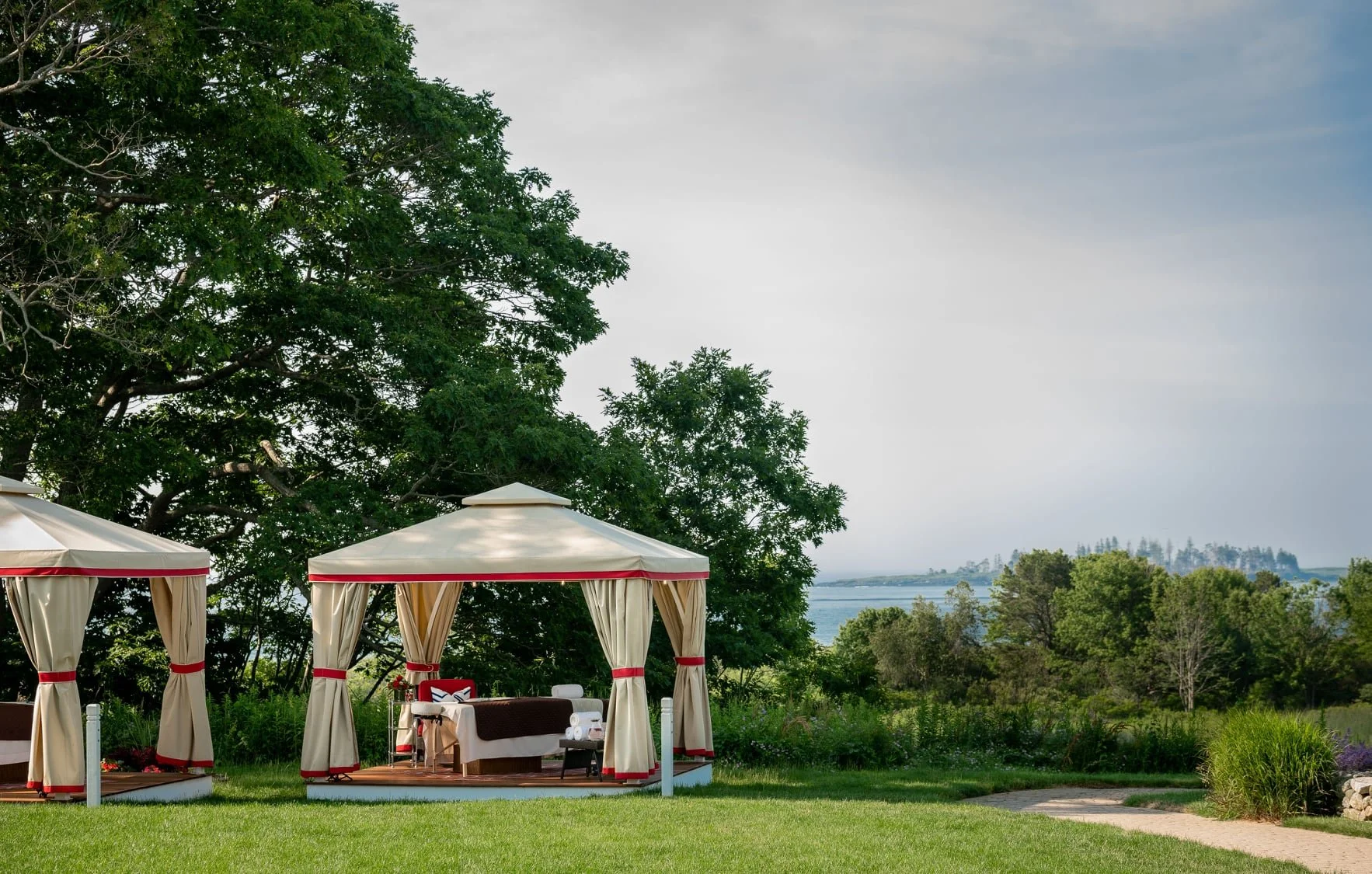 rose-city-awning-cabana-summerspace-enclosure-awning-pacific-northwest-portland-lake-oswego-west-linn-beaverton-tigard-vanvouver-washington.jpg.png