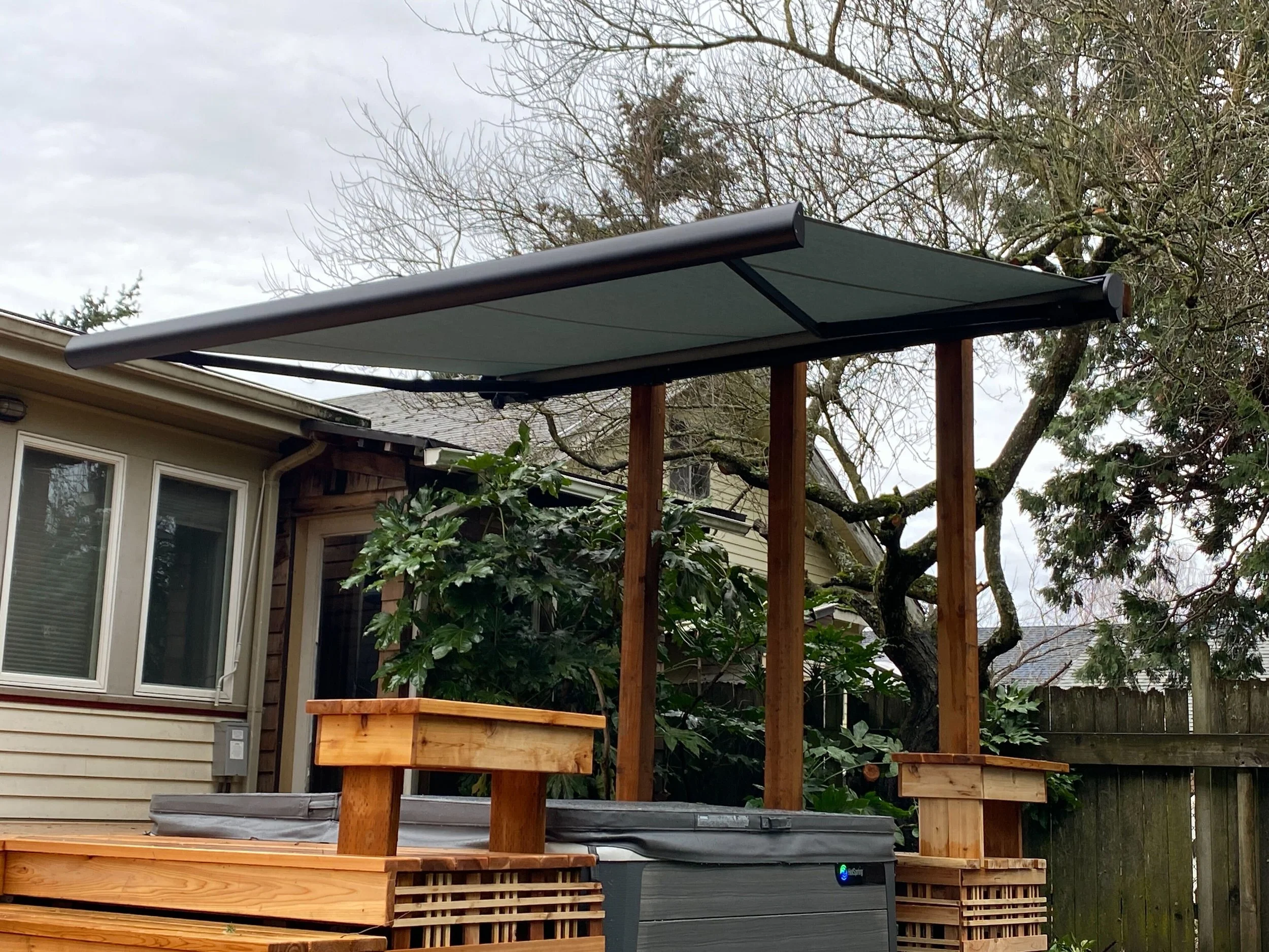 rose-city-awning-motorized-retractable-deck-awning-pacific-northwest-portland-lake-oswego-west-linn-beaverton-tigard-vanvouver-washington.jpg.jpg