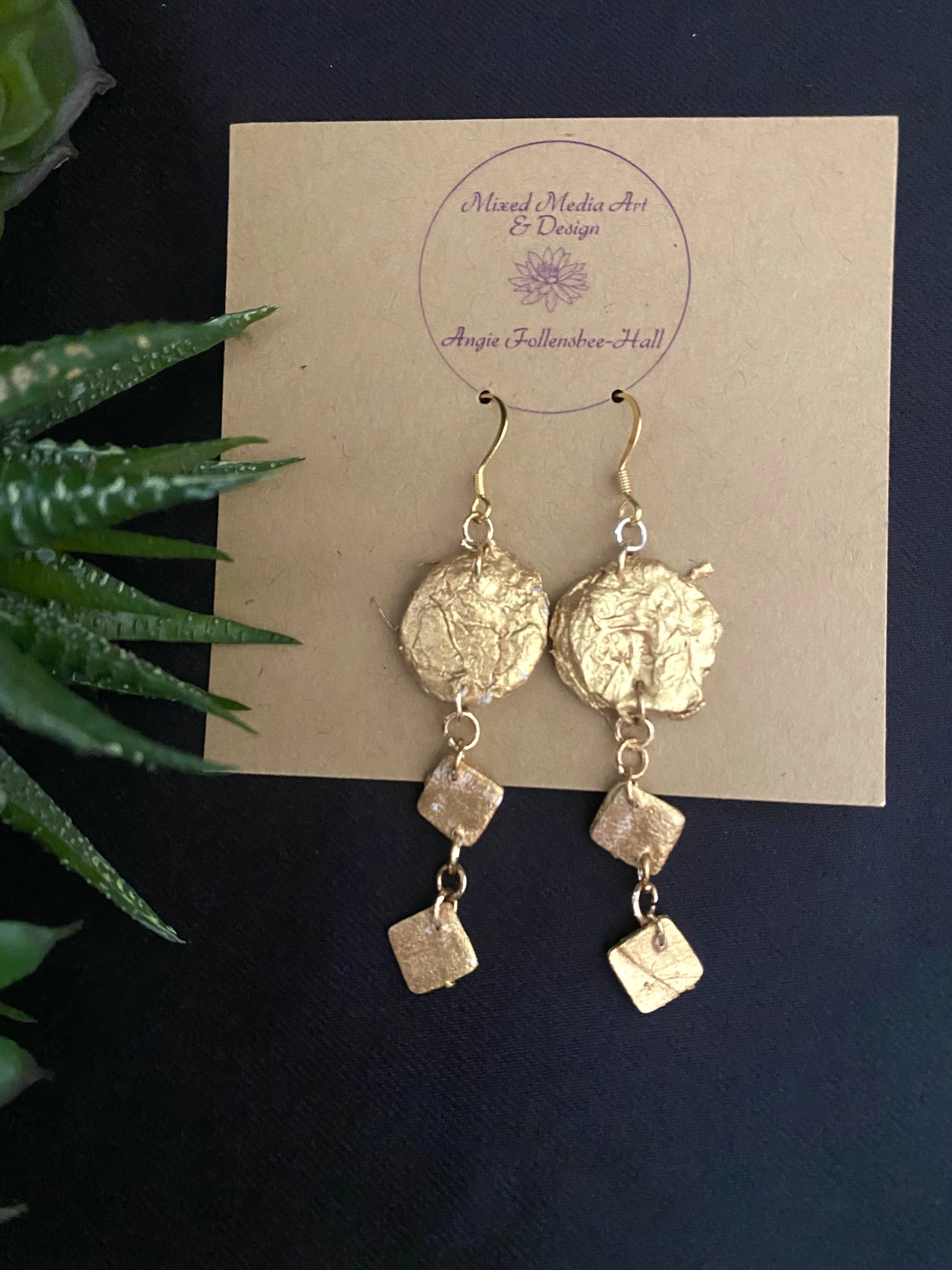 Gold Earring: Circle and Diamonds, Three Drops -small