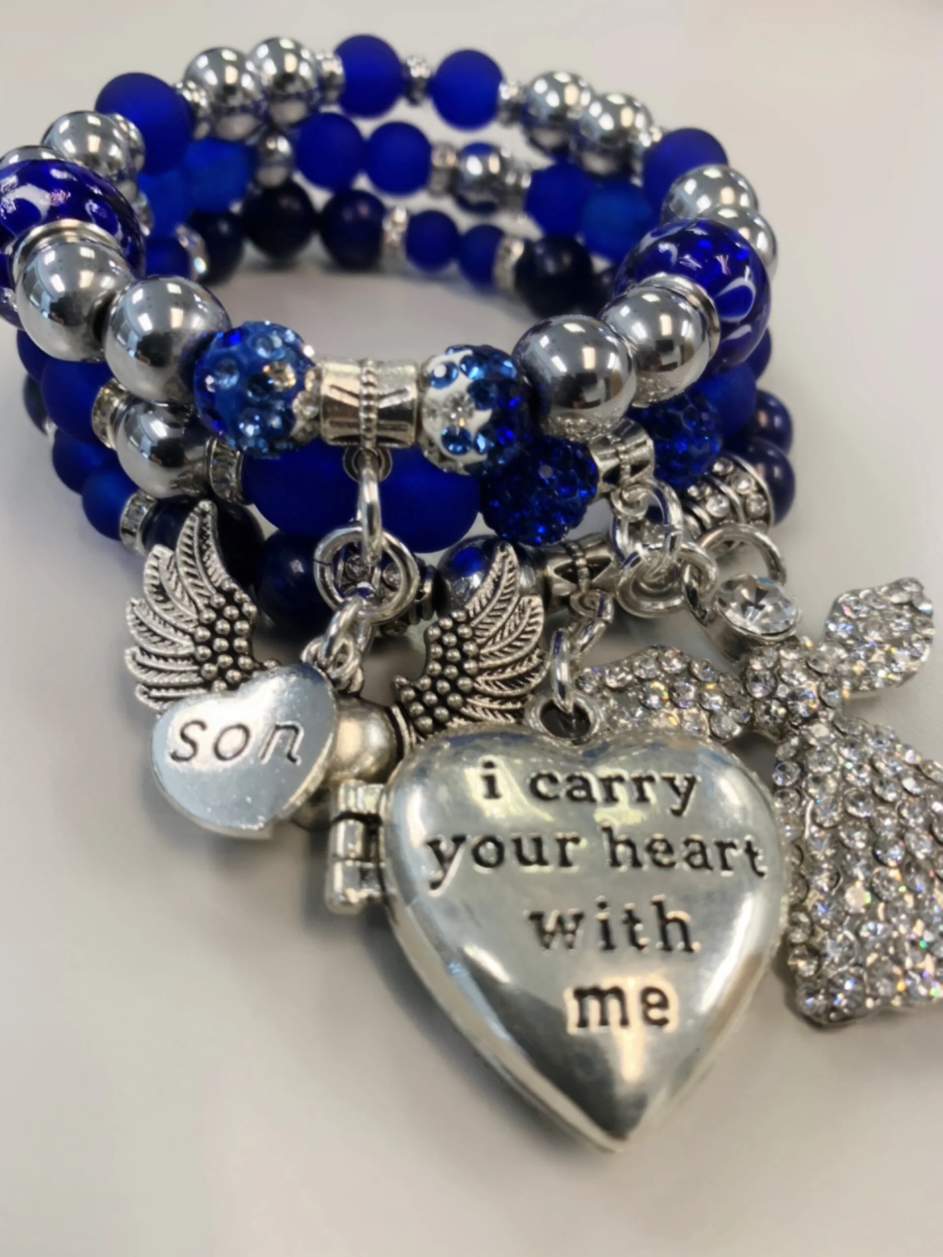 EAE4FFC9-8F1F-4A5A-9EBA-5108DE1F7654