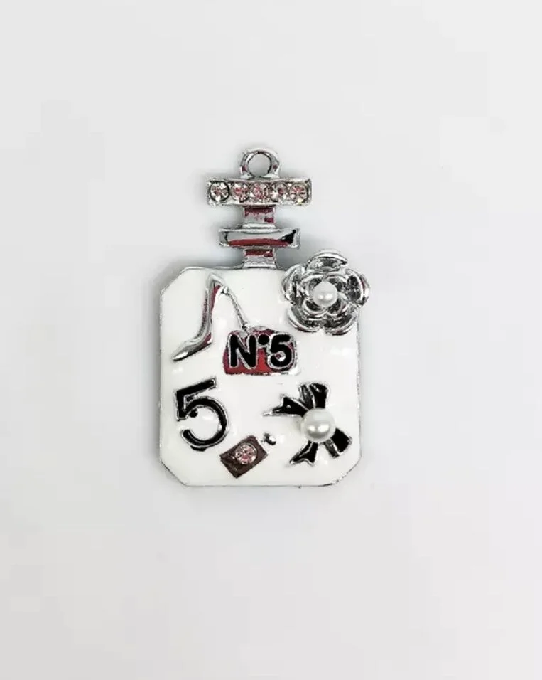 DD5FE9F8-E45E-4991-9FAF-69BB7E79ACCF