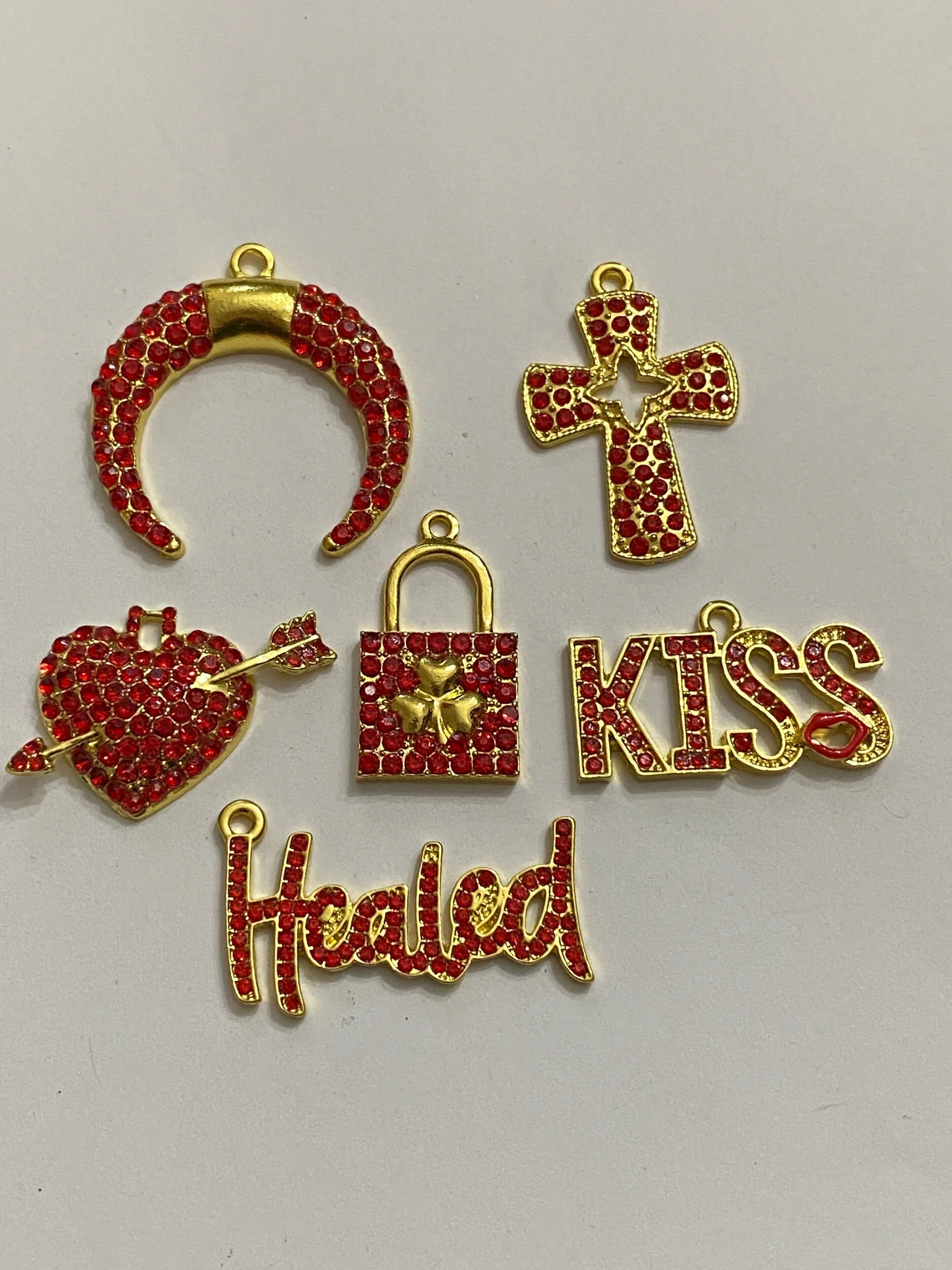 EDB9FB19-D576-458A-8717-98ECF3C52CFC