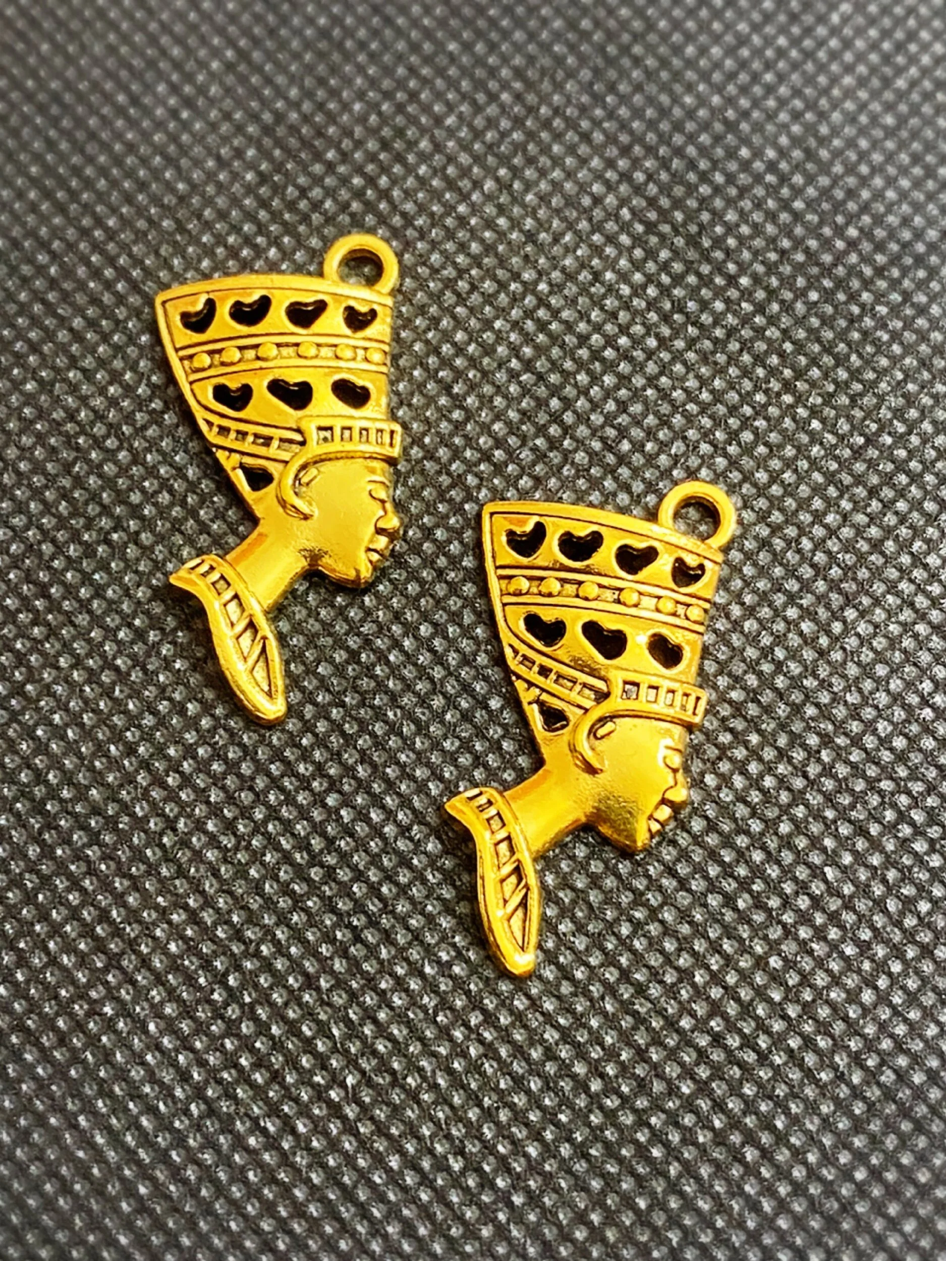 05A9E0CE-2E65-48BF-9BD4-966C5198164A