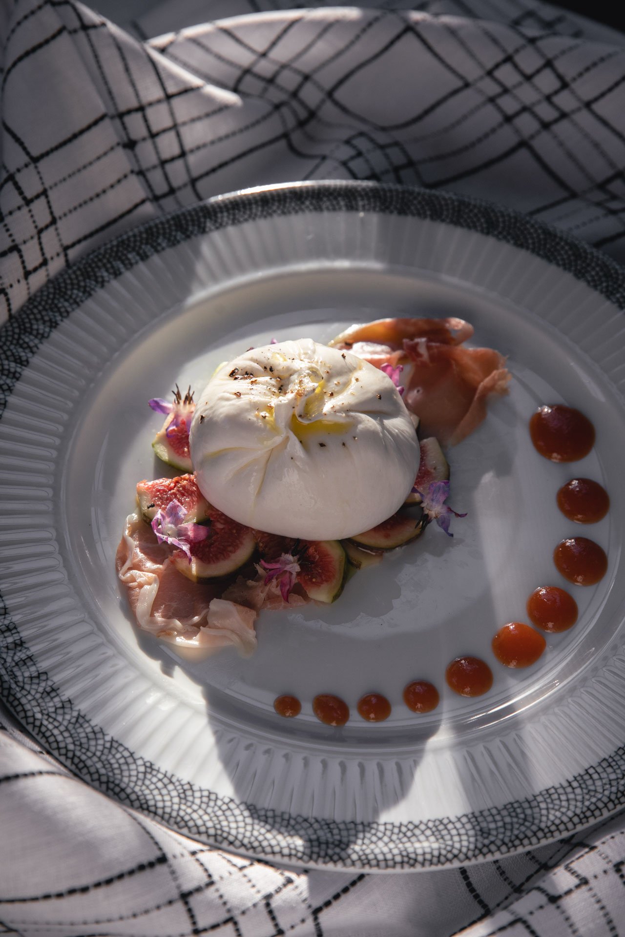 Bridgehampton Inn Restaurant — Loaves & Fishes